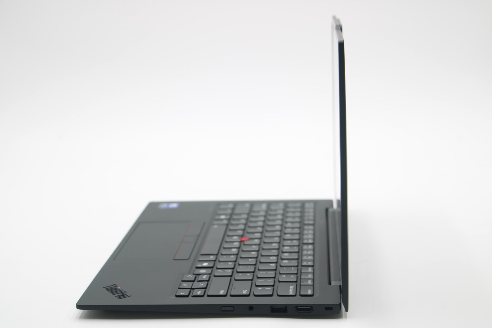 Lenovo ThinkPad X1 Carbon Gen 13 2.8K OLED Ultra 7 258V/ 32GB/ 2TB SSD/ Arc 140V