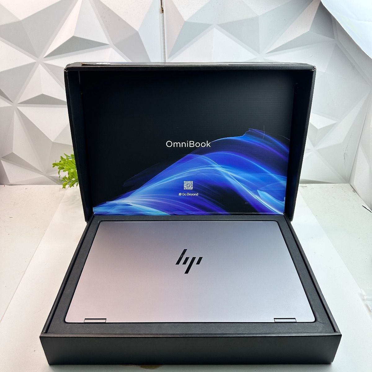 HP OmniBook X Flip 2-in-1 Laptop, 16″ 2K Touch, Ryzen AI 5 340, 16GB, 512GB SSD