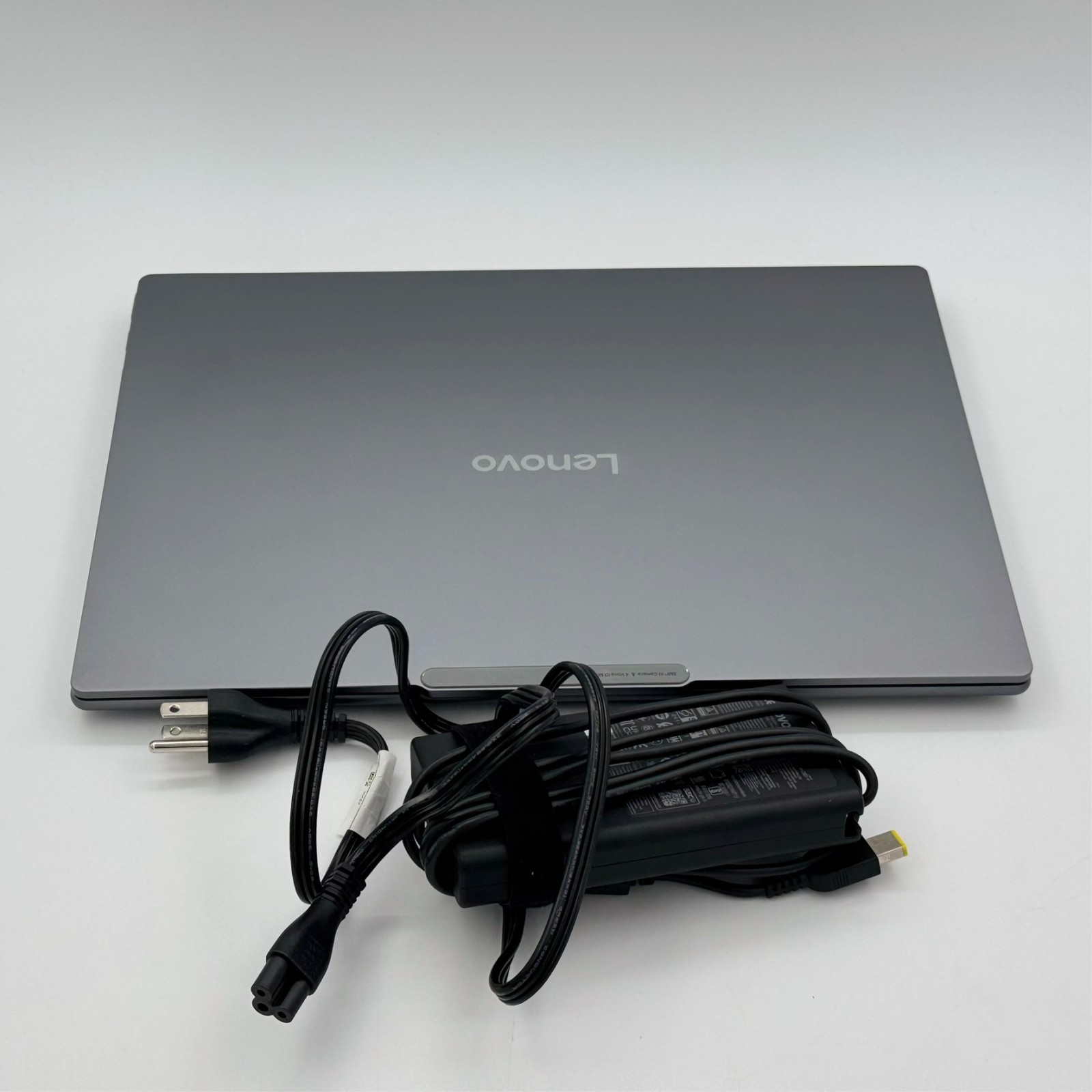Lenovo Yoga Pro 9i 16″ 2.8K OLED Touch Ultra 9 285H RTX 5050 32GB 1TB Luna Grey