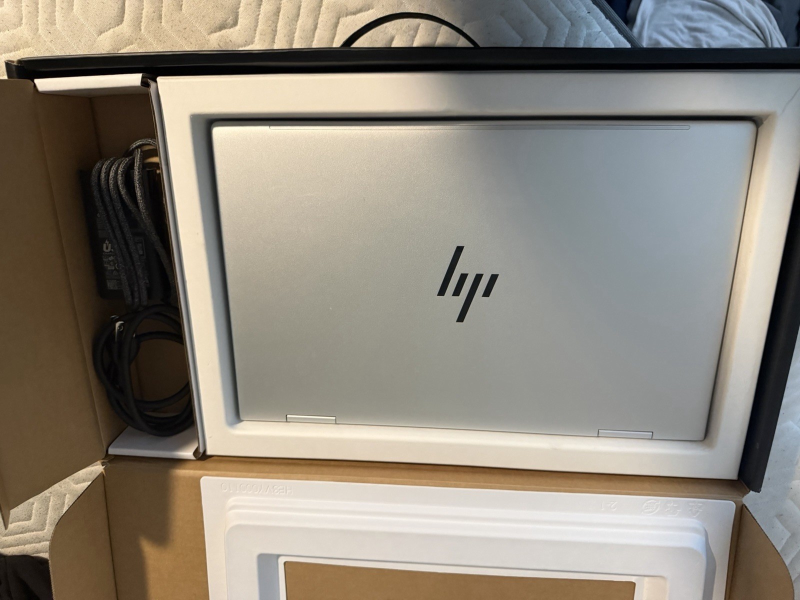 HP Silver Notebook Laptop – Includes Charger & Original Packaging