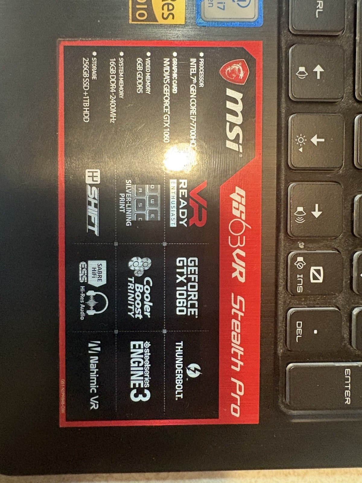 MSI GS63VR Stealth Pro 15.6″ i7-7700HQ 16GB 256GB+1TB GTX 1060