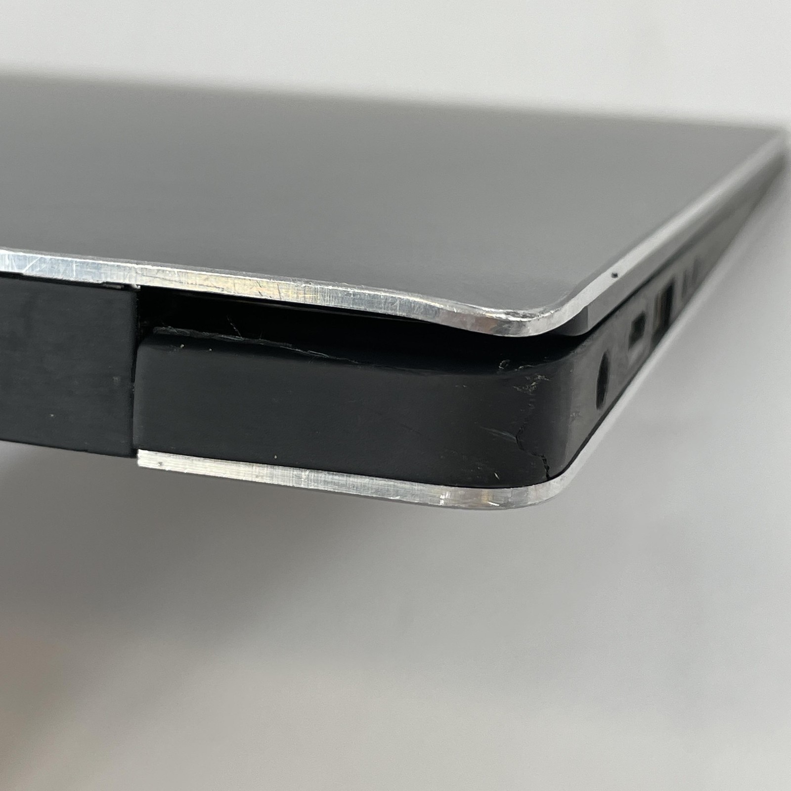 Dell XPS 13 9360 2018 Black FHD i7-8550U 1.80GHz 8GB 256GB SSD Good BAD BATTERY