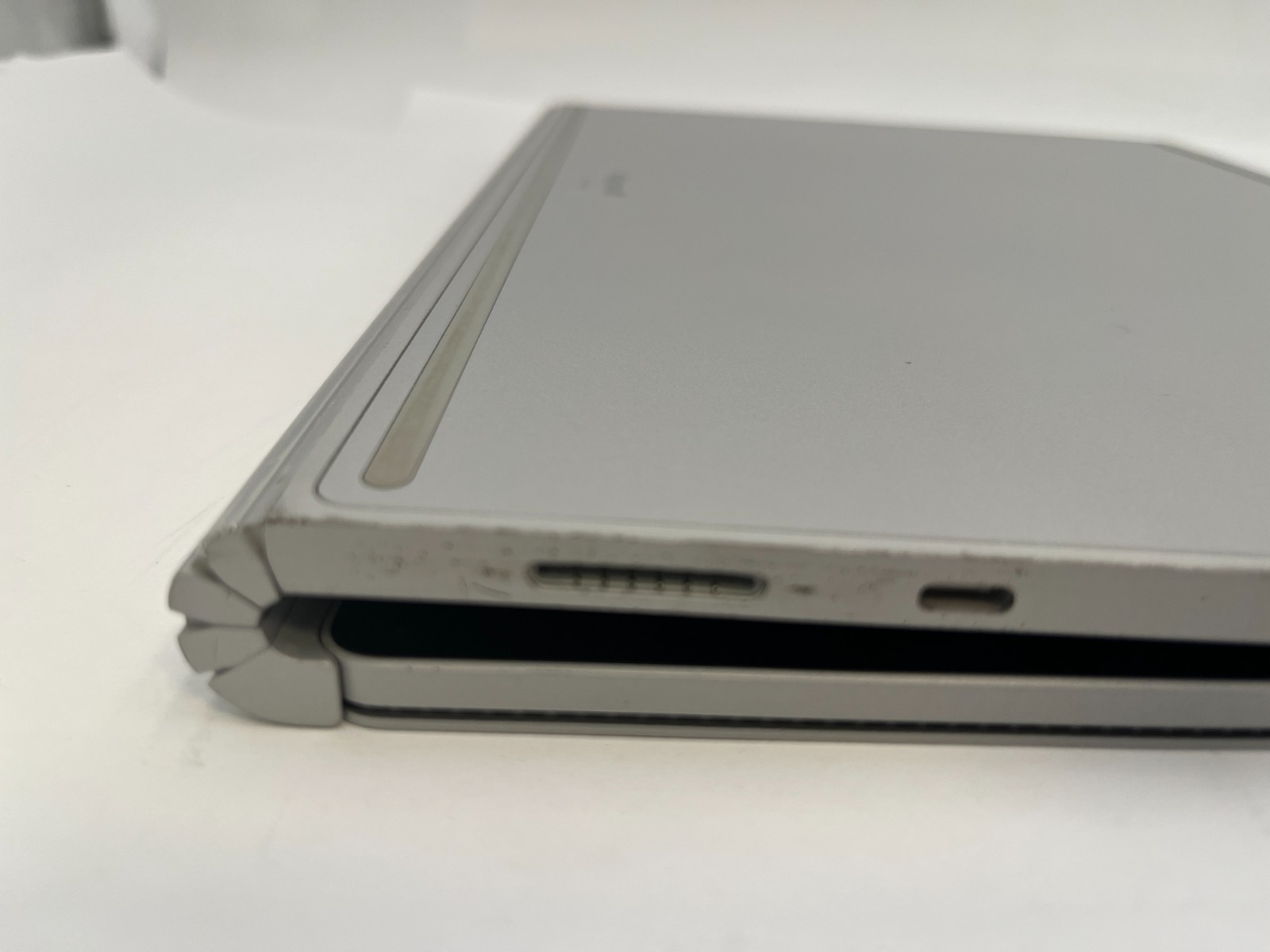MICROSOFT Surface Book 3 15″ (1899) i7-1065G7 32GB RAM 512GB SSD WIN 11P