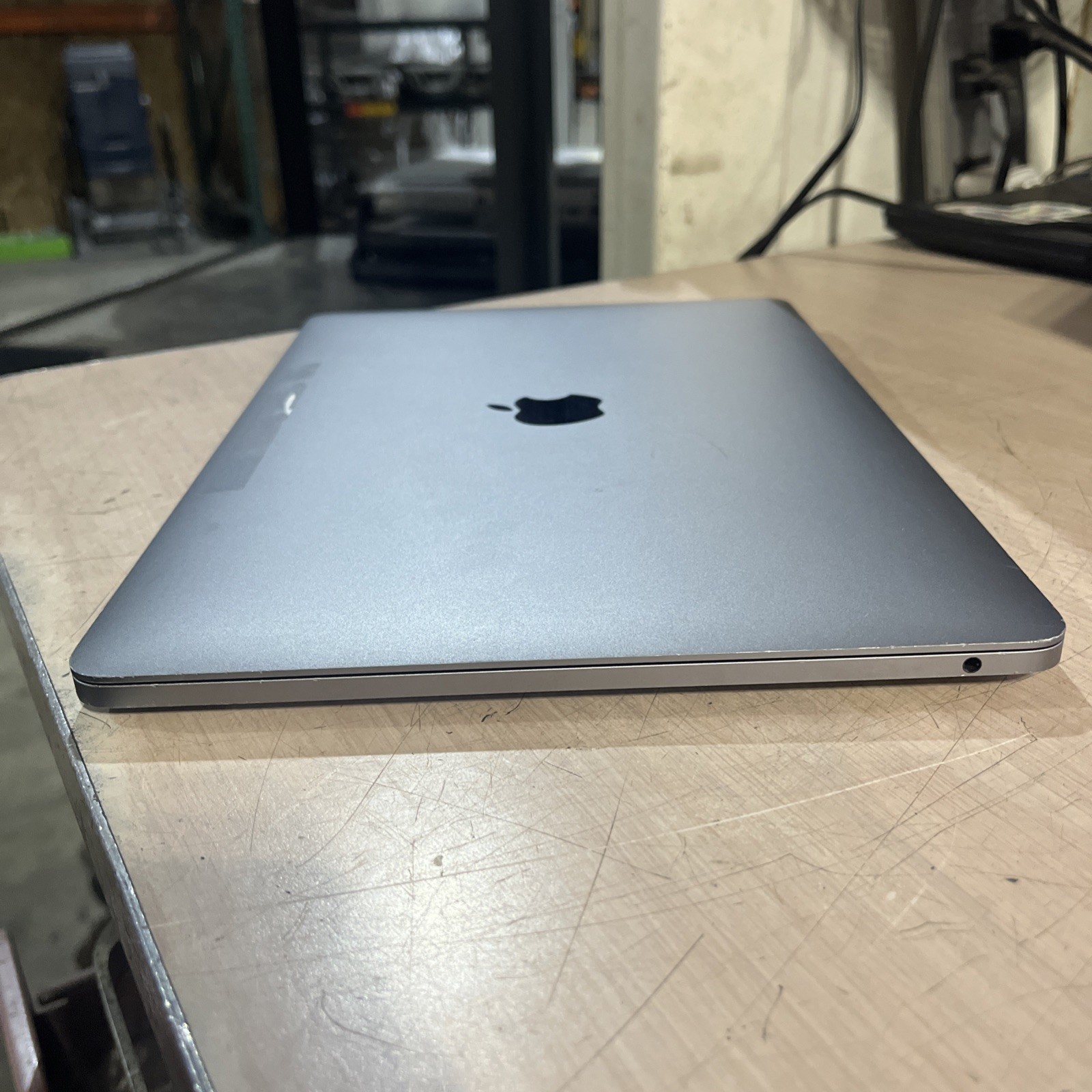 APPLE MACBOOK PRO 13″ MID-2017 CORE I5-7360U 2.3GHZ 8GB RAM NO HD