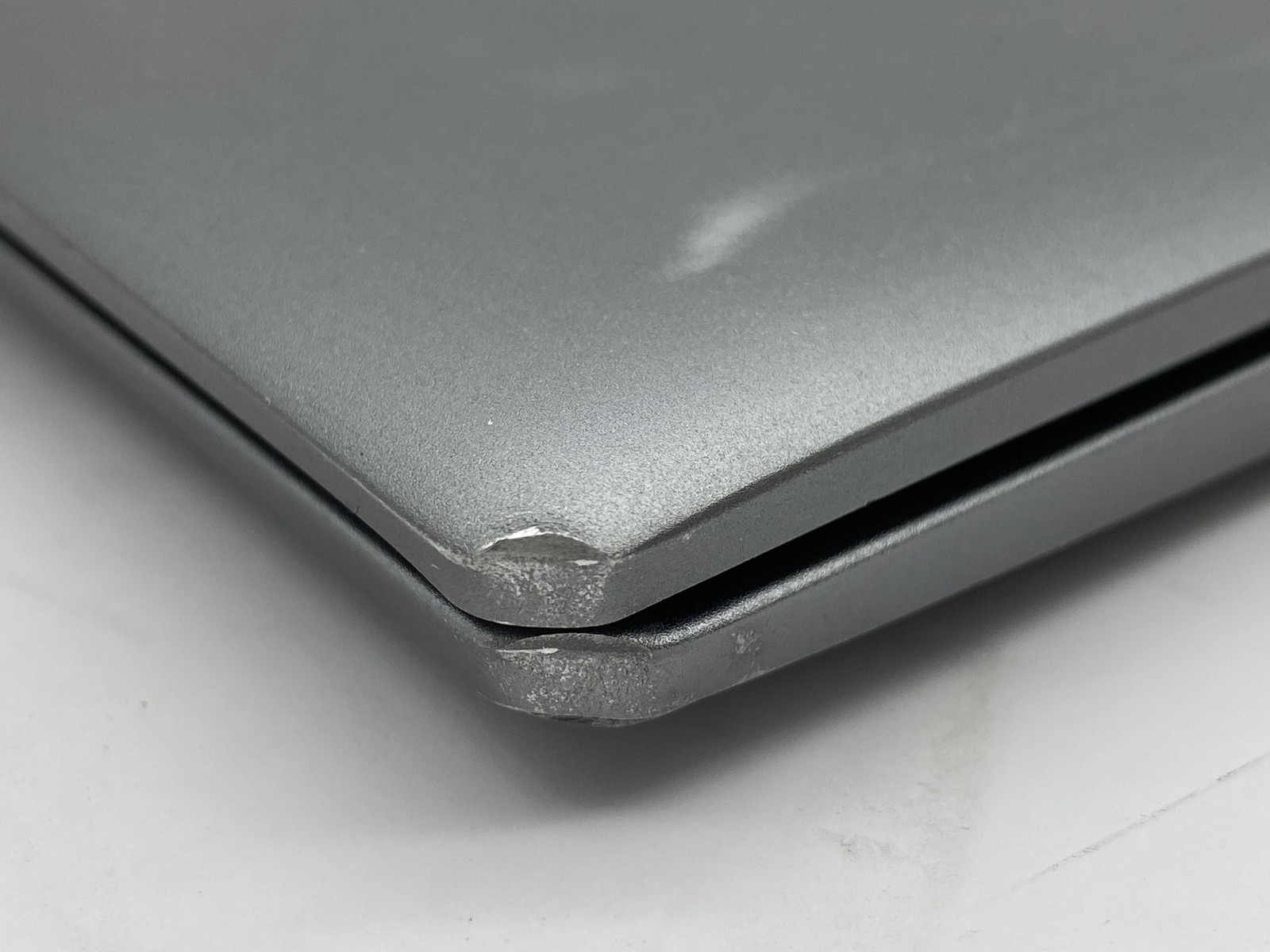 Dell Vostro 5620 Laptop Intel Core i7 1260P 2.1GHz 16GB RAM 256GB SSD W11P