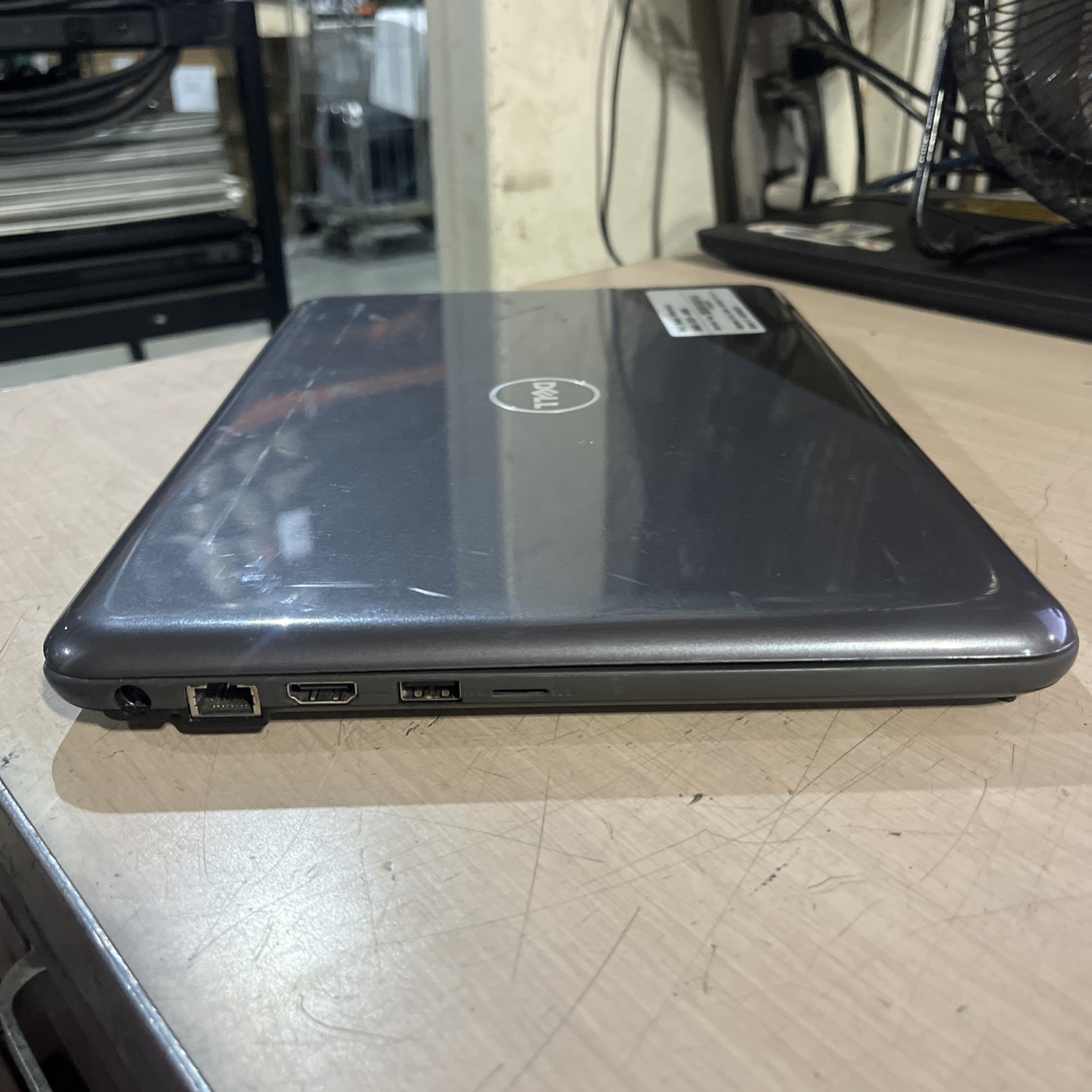 DELL LATITUDE 3380 INTEL CORE I3-6006U 2.00GHZ 8GB RAM NO HD “