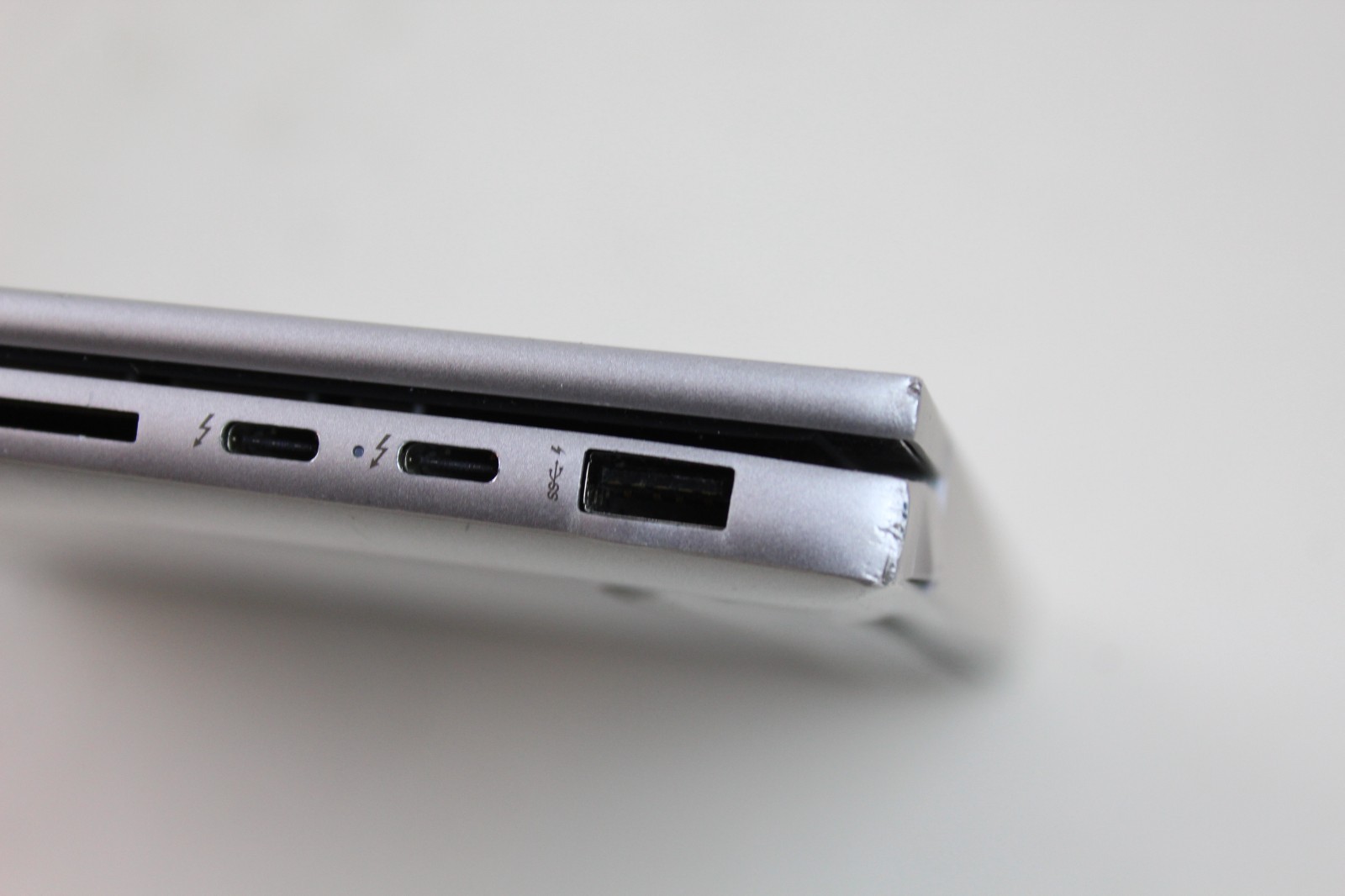 AS IS PARTS HP Envy 17-CR0013DX 17.3″ i7-1260P 8GB RAM NO HDD