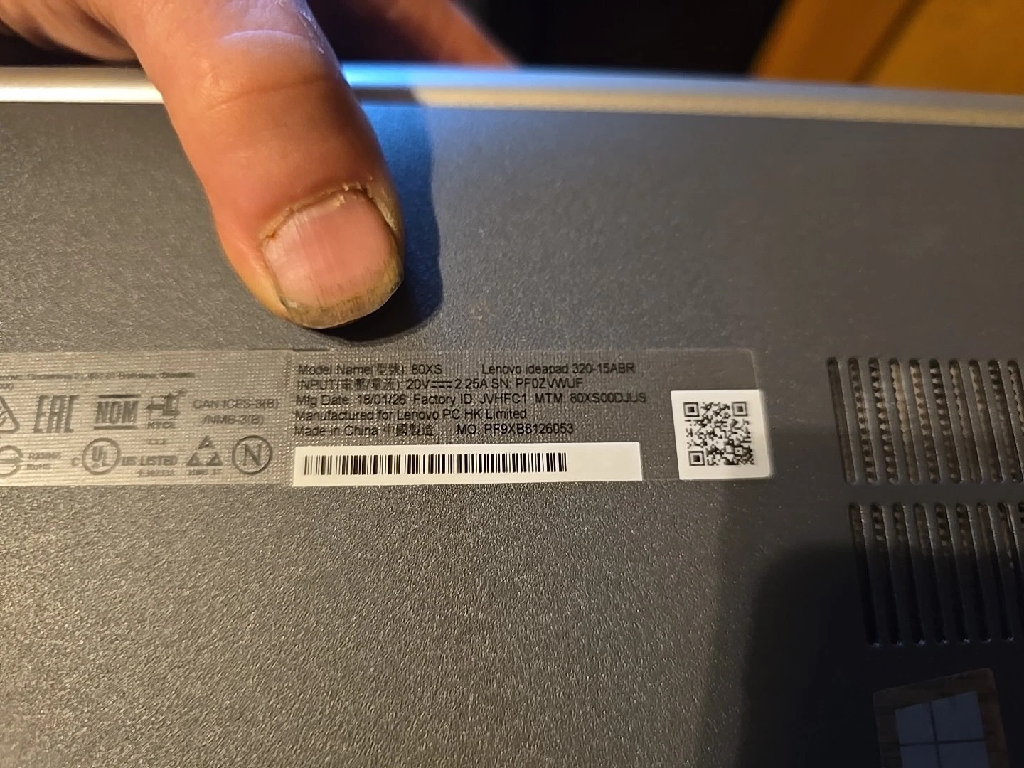 Lenovo Ideapad 310 Carcass NO HARD DRIVE, NO BATTERY, NO MOTHERBOARD.