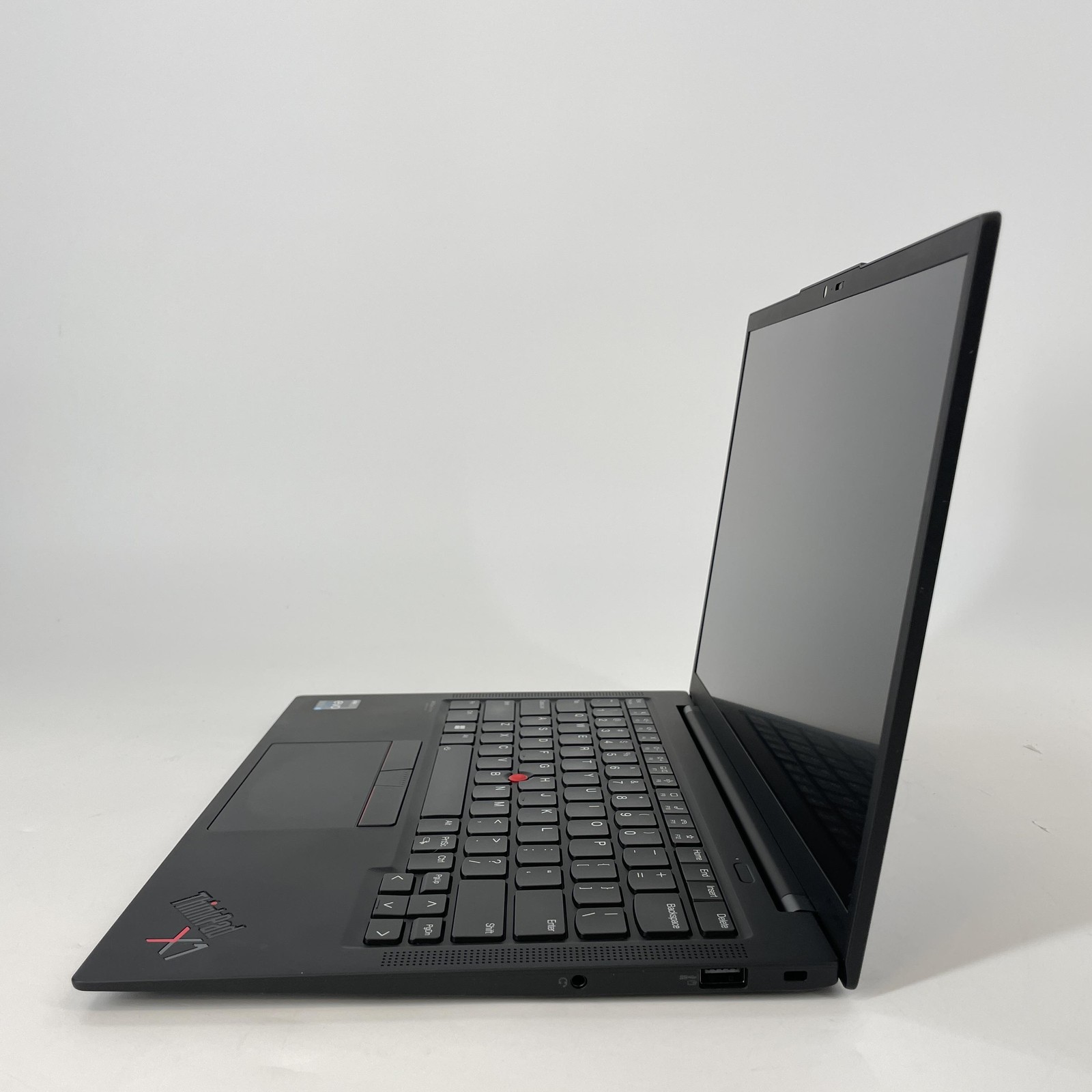 Lenovo ThinkPad X1 Carbon Gen 10 14 FHD+ 1.7GHz i5-1240P 8GB 256GB SSD Very Good