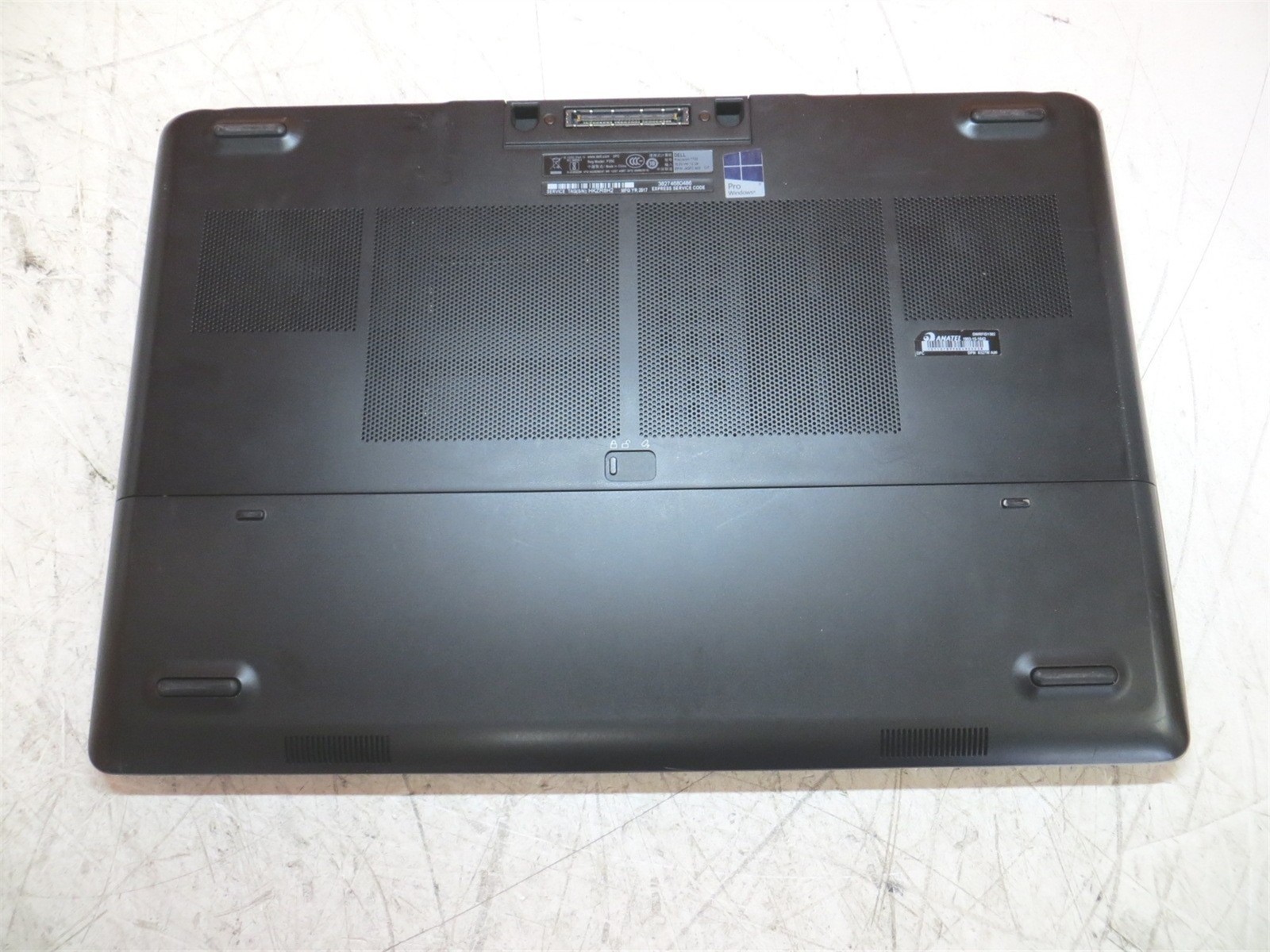 Scratched LCD Dell Precision 7720 Xeon E3-1505M v6 3GHz 32GB 256GB Quadro P5000
