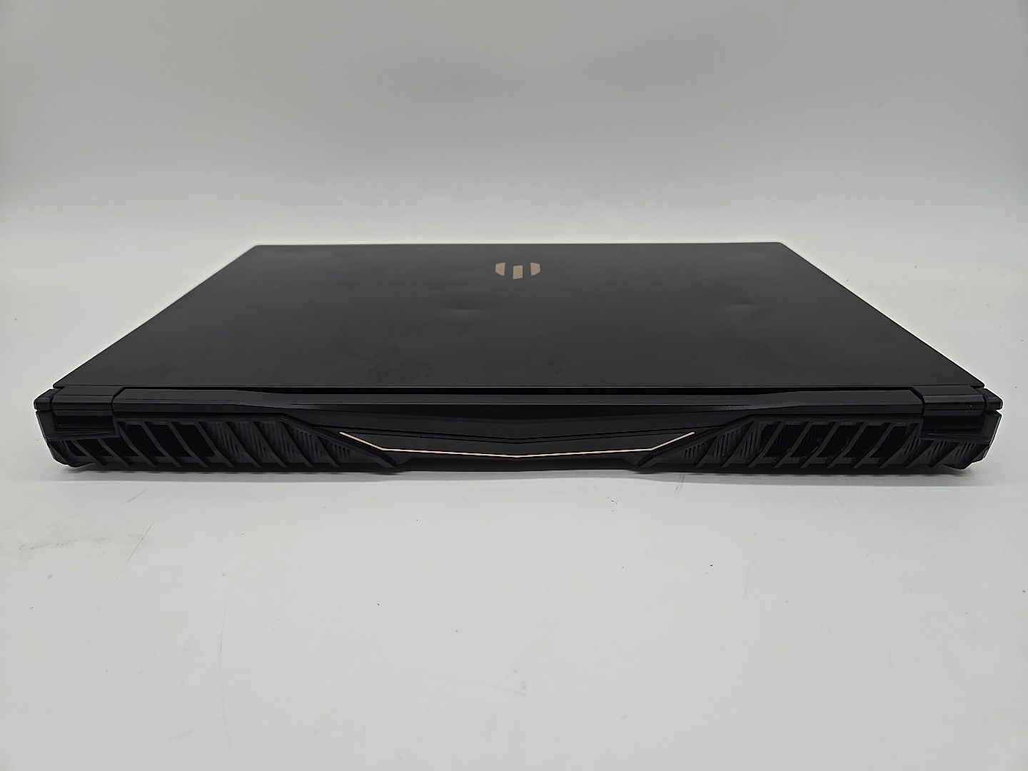 MSI WE65 9TI MS-16U2 15.6″ i7-9750H @2.6GHz, 16 RAM, No SSD, No OS