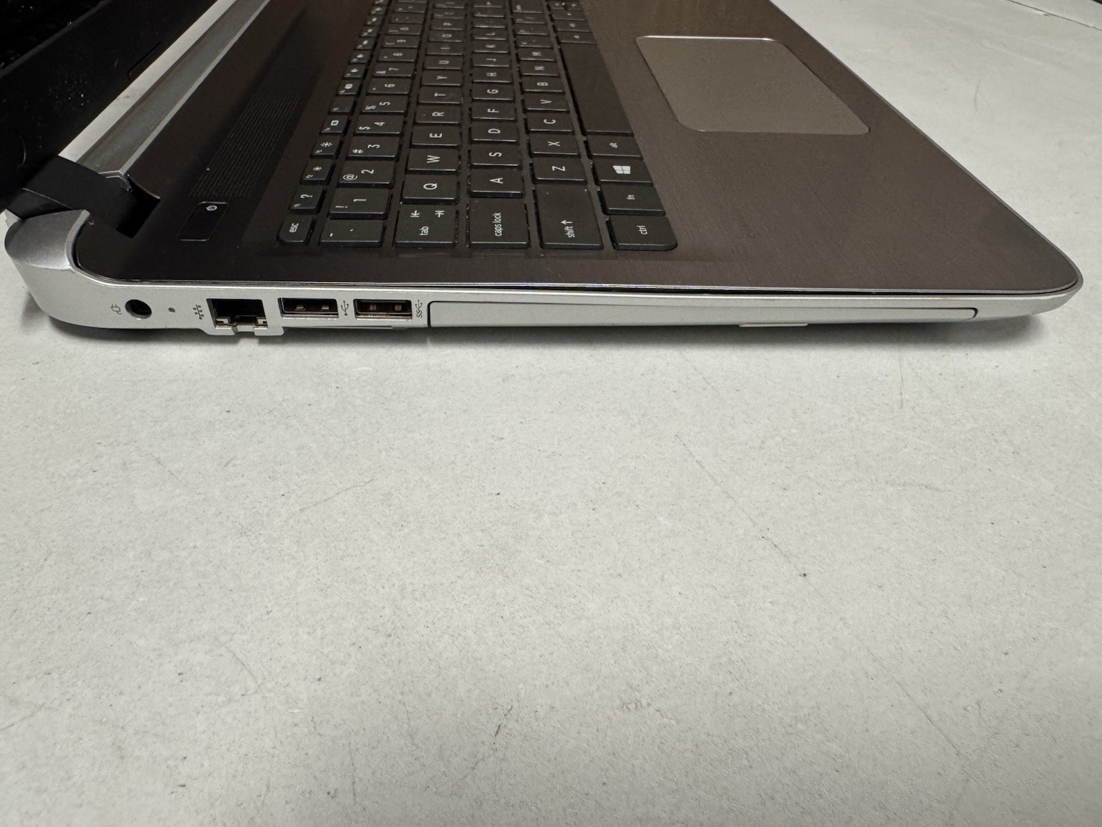 HP Pavilion AMD A10-8700P 4GB NO SSD | Boots | Parts Repair