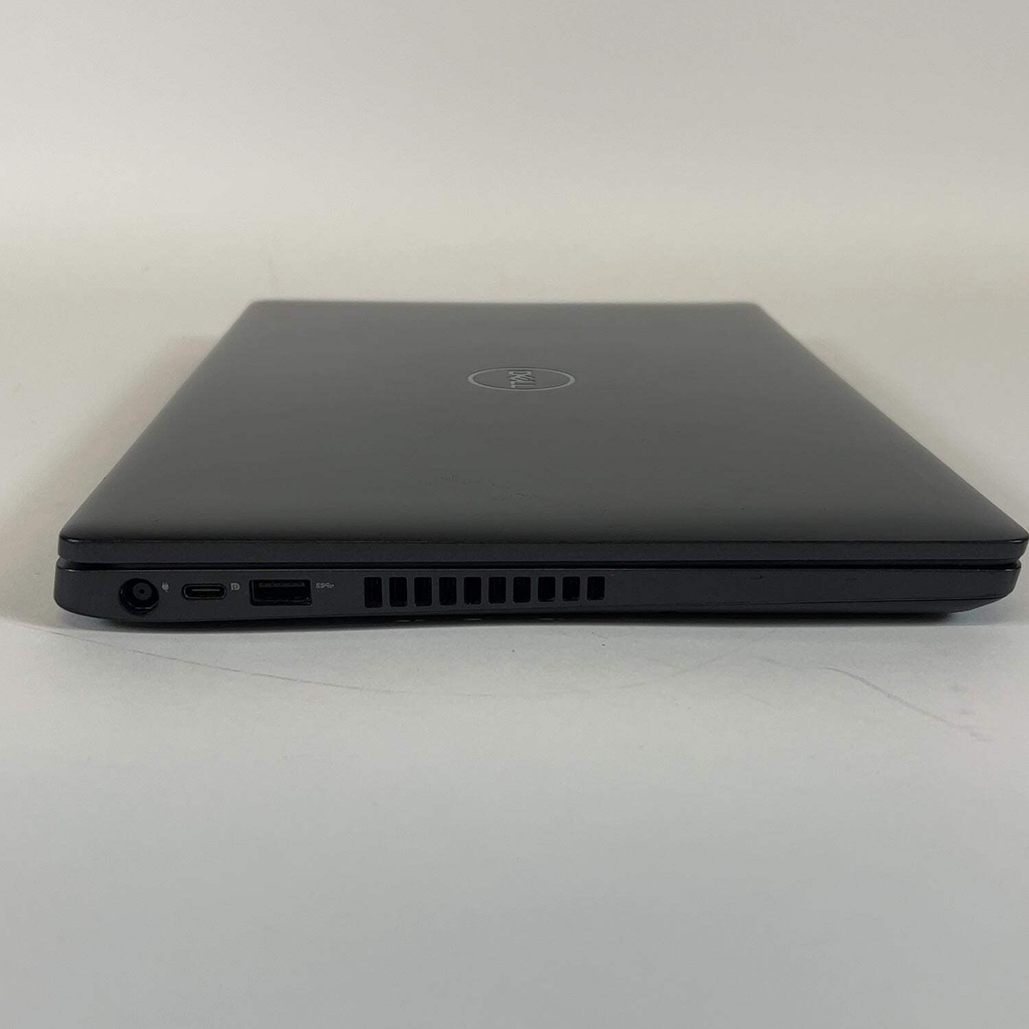 Broken Dell Latitude 5400 14″ i5-8365U 1.6GHz 8GB RAM 256GB SSD Bright Spots