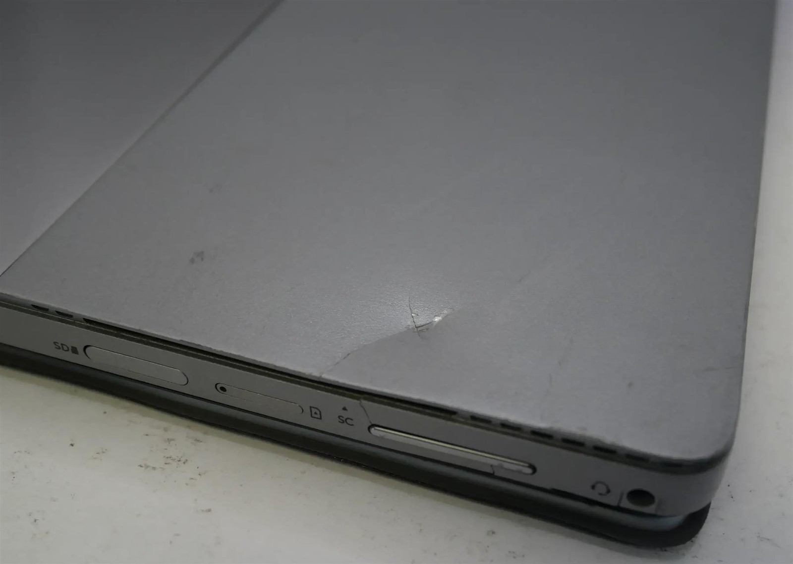 Dell Latitude 7210 Core i7-10610U 1.80GHz 16GB 512GB SSD