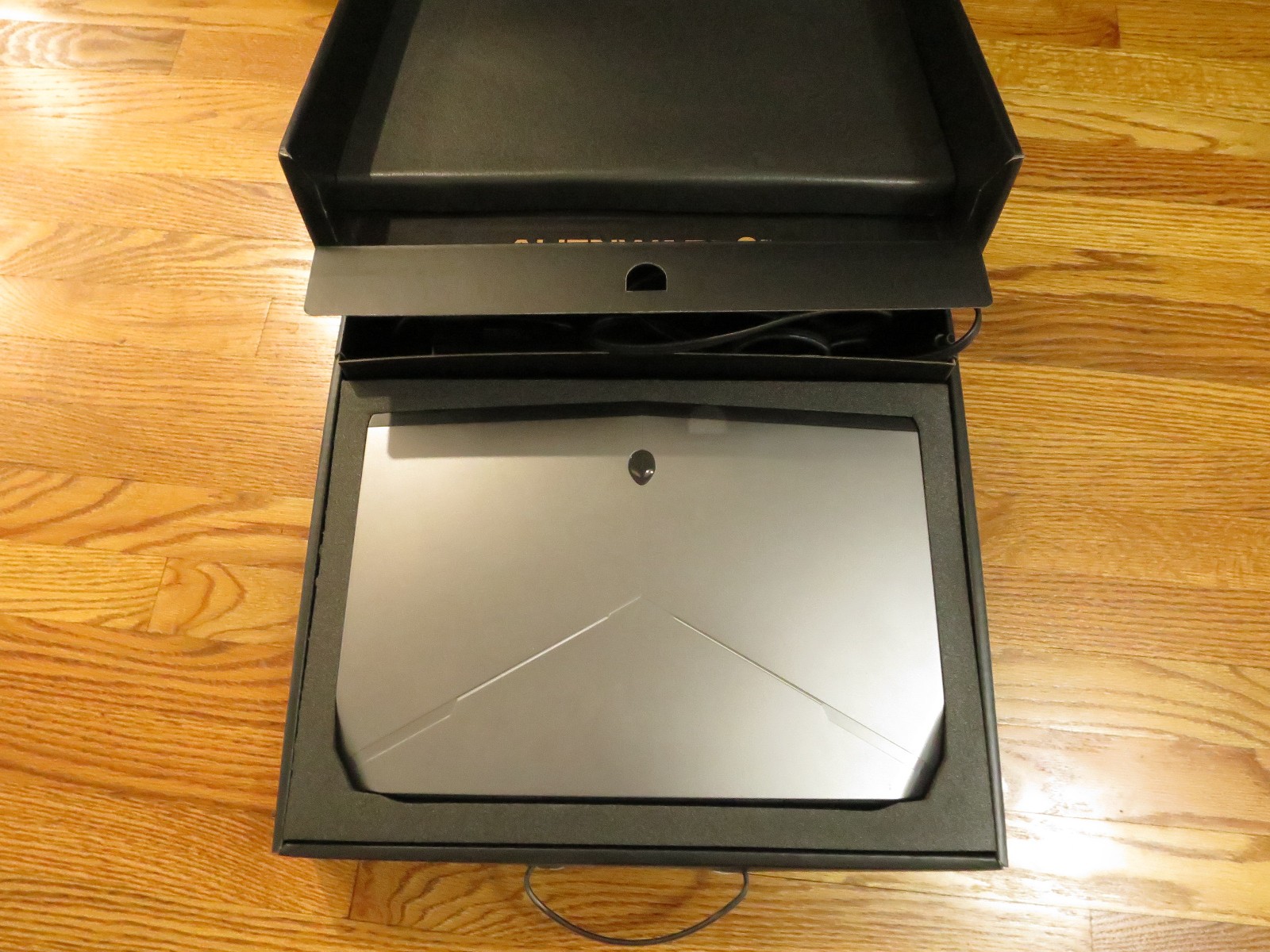 Alienware 15 R2 – 15.6″ – i7 – 16GB RAM – GTX 980M – New 1 TB SSD – Original Pac