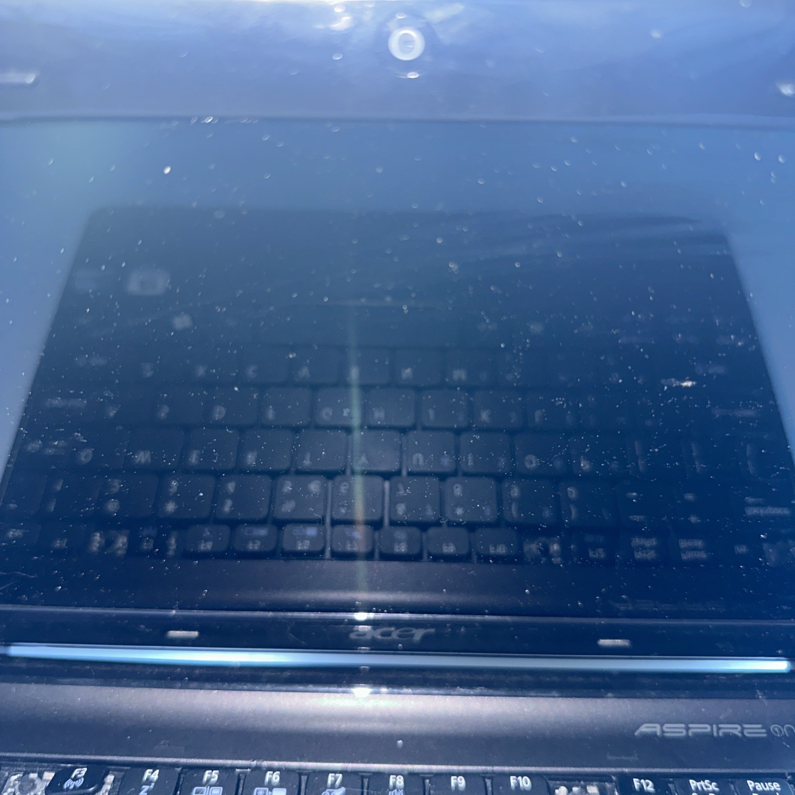 Acer Aspire One D257 10.1” Netbook Intel Atom 1GB RAM Windows 7 Starter