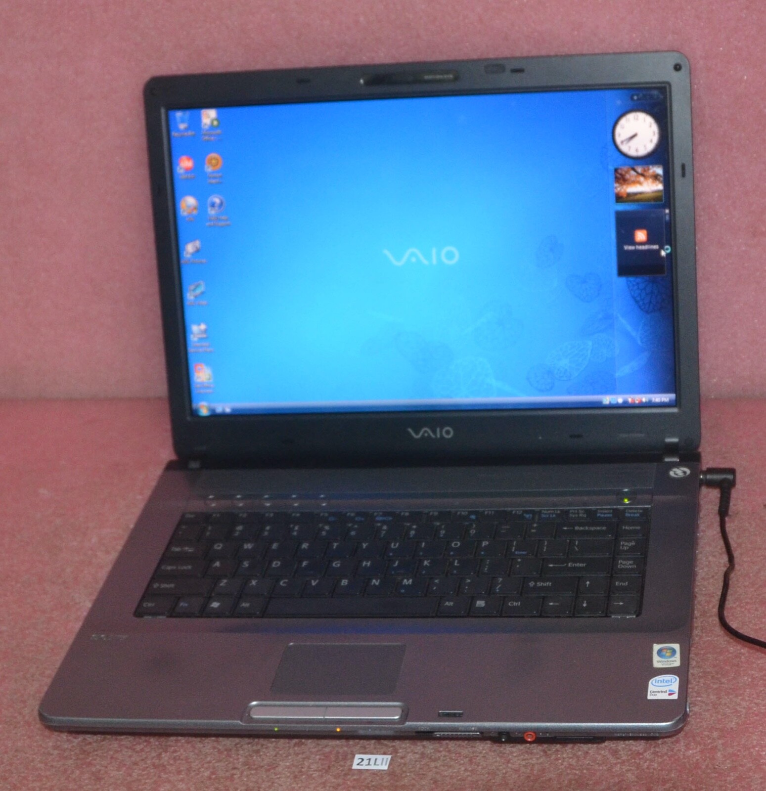 Vintage Sony Vaio VGNFE880E Laptop_Intel Core 2 T5500 CPU @ 1.66 GHz_2GB RAM_160