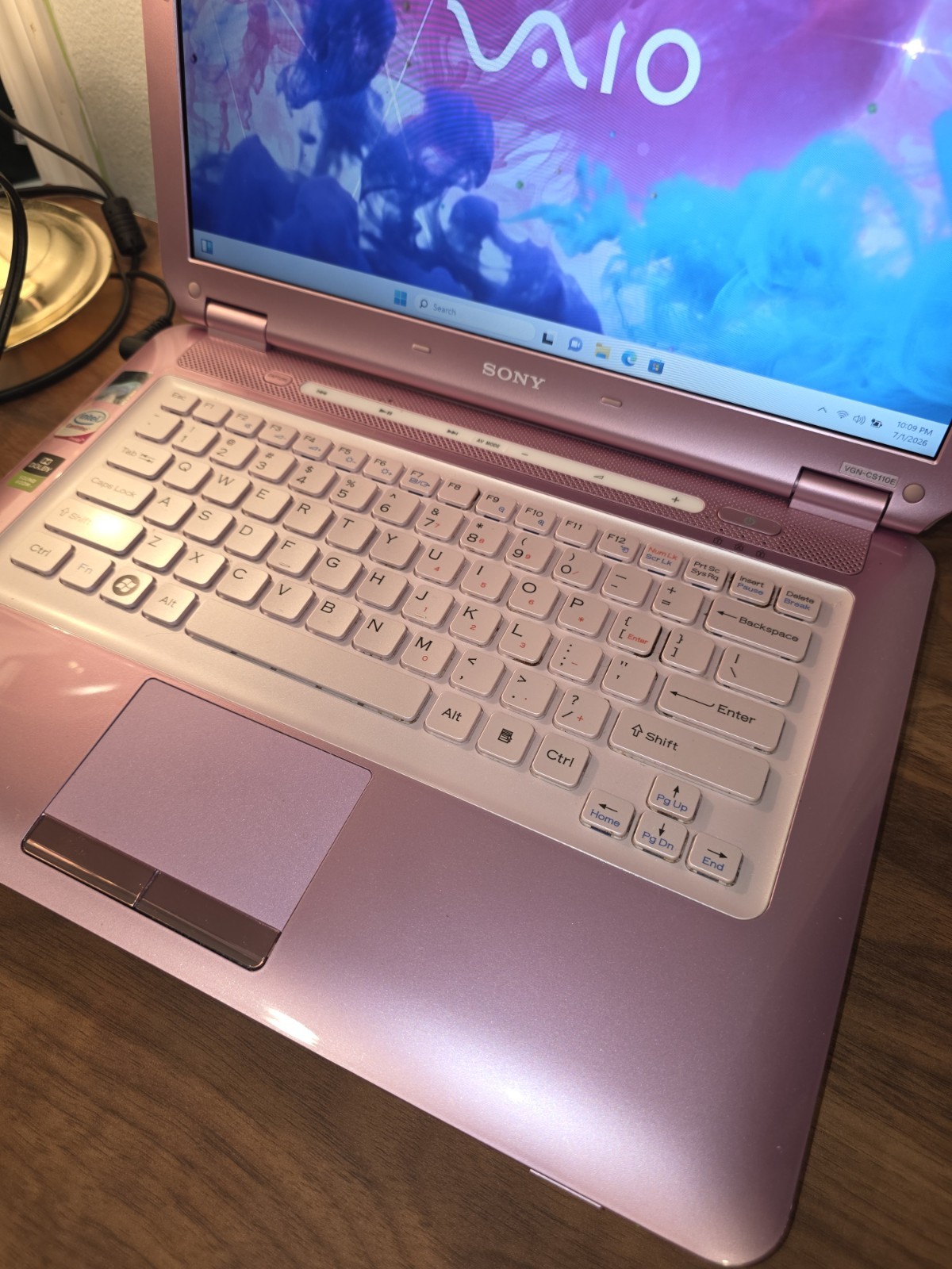 Pink Sony VAIO Laptop Core 2 Duo CPU 2.00GHz 1TB SSD!!! 4GB RAM Win 11 Pro 🩷