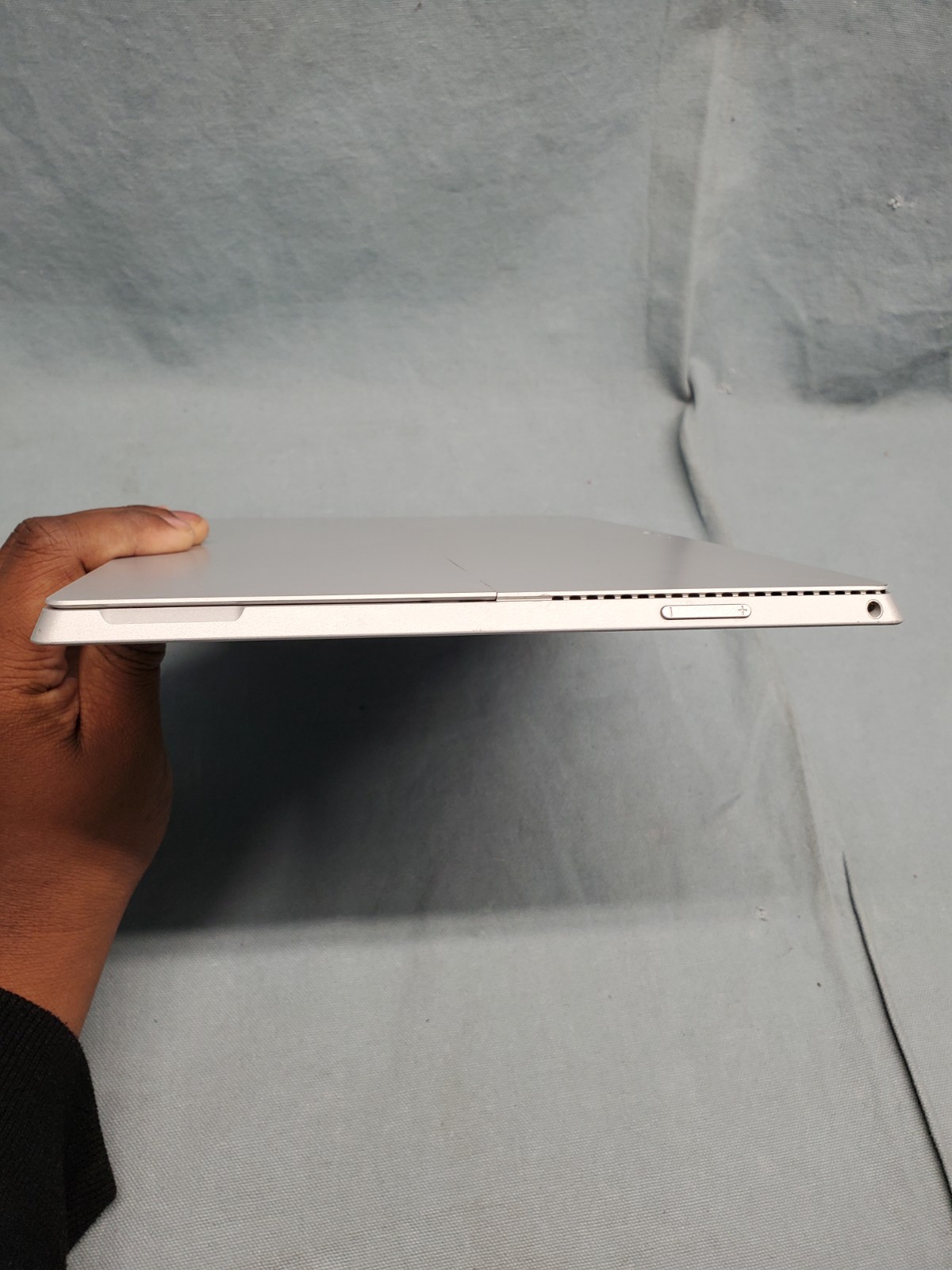 Microsoft Surface Pro 3 Intel i7-4650U 1.70GHz/ 8GB / 256GB SSD #2725