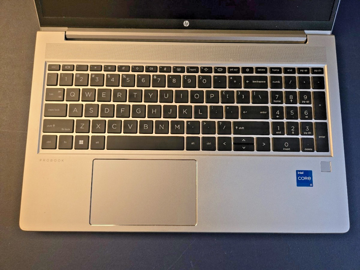 HP ProBook 450 G10 15.6” i5-1334U 32GB RAM 500 GB SSD Win 11 Pro