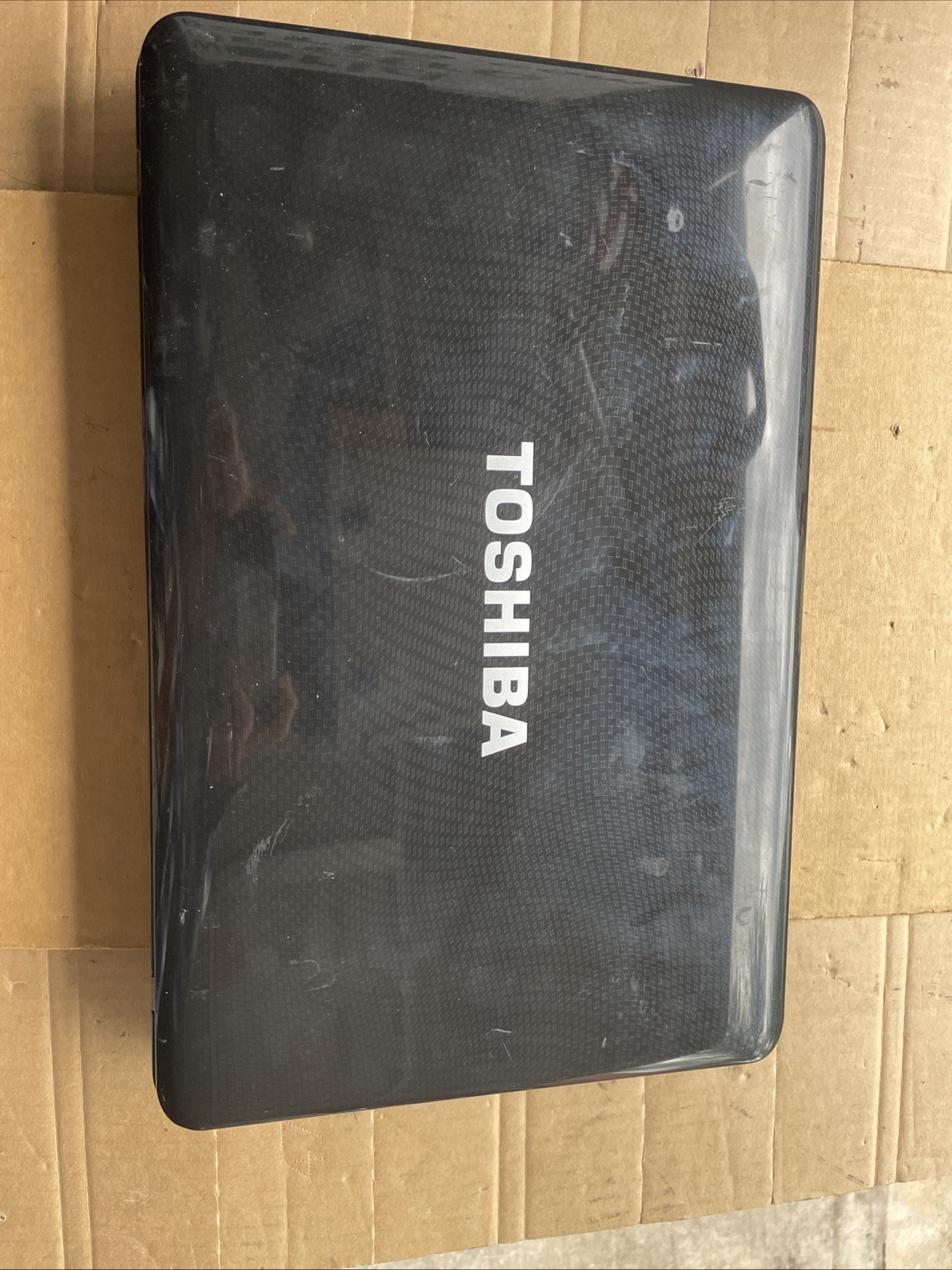 Toshiba Satellite L655D-S5050 AMD Laptop 3GB RAM No HDD *FOR PARTS* READ*