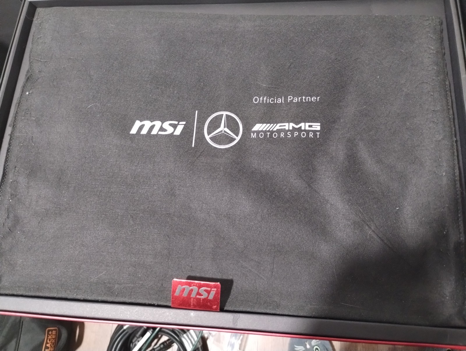 MSI Stealth 18 Mercedes-AMG A1VHG Gaming Laptop RTX 4080 96GB RAM Upgraded
