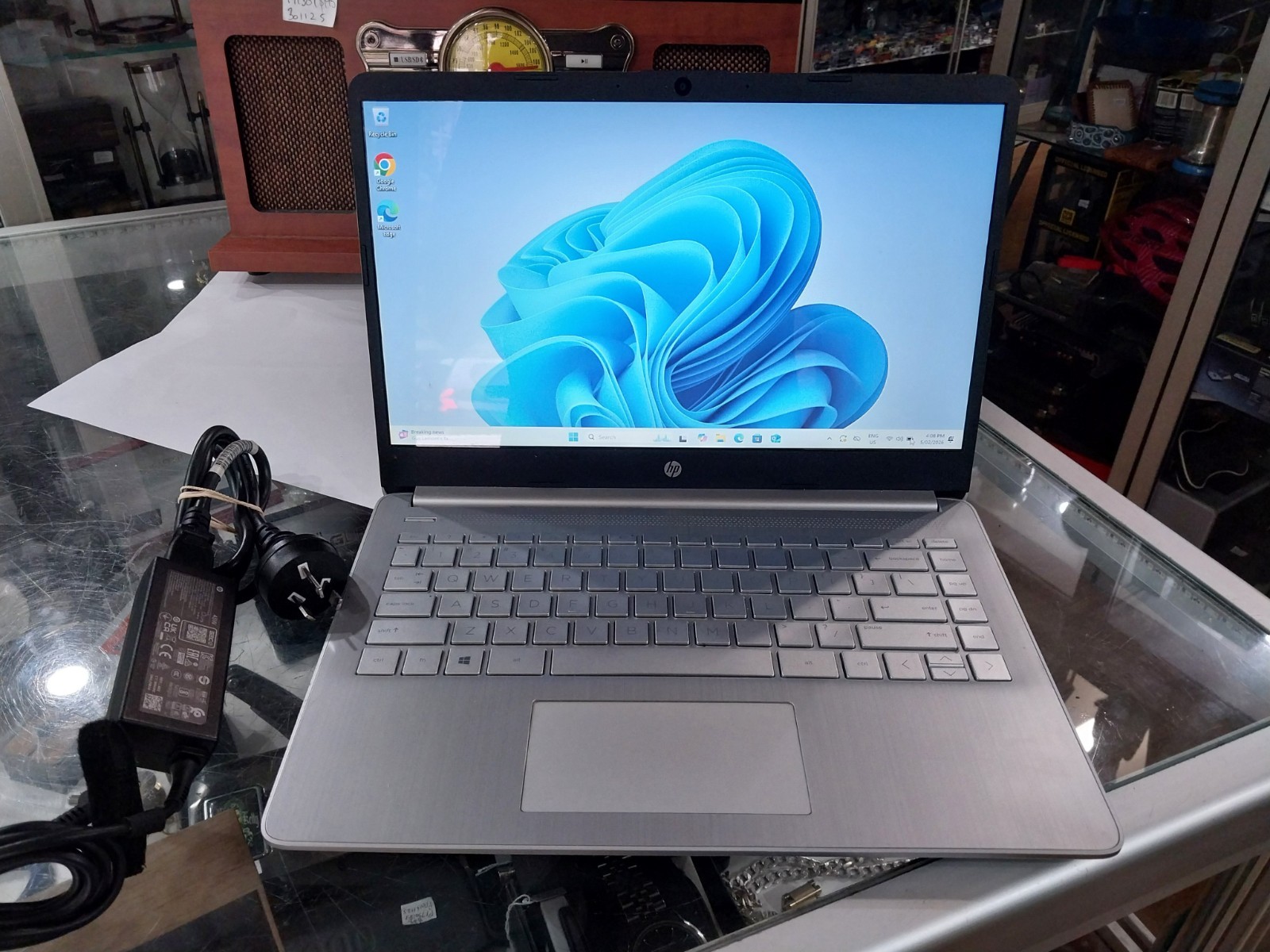 HP 14s-fq0027AU AMD 3020e w/ Radeon Graphics WIN 11 HOME 8GB RAM 128GB SSD