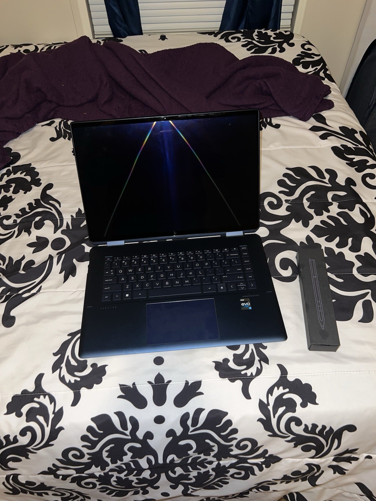 HP Spectre x360 16″ 2-in-1 Laptop Intel i7 16GB RAM 1.86TB SSD Touchscreen Pen