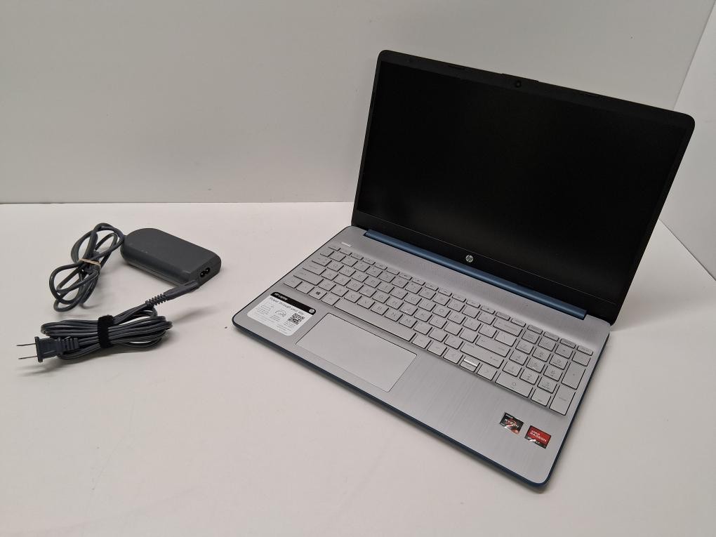 HEWLETT PACKARD HP 15 (P06035945)