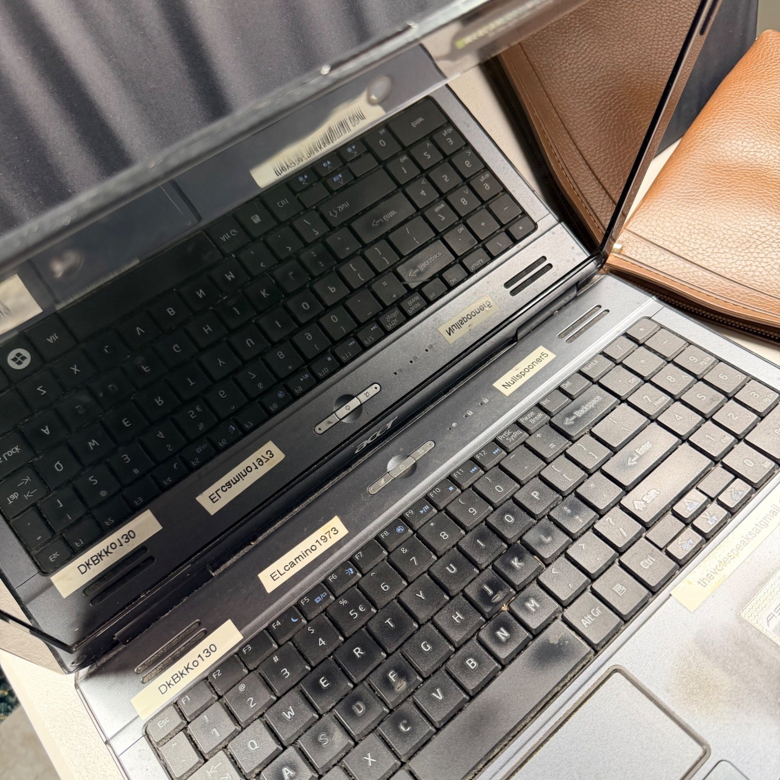Acer Aspire One D255E-13281 Netbook and Aspire 5517-5358 Laptop Bundle Black