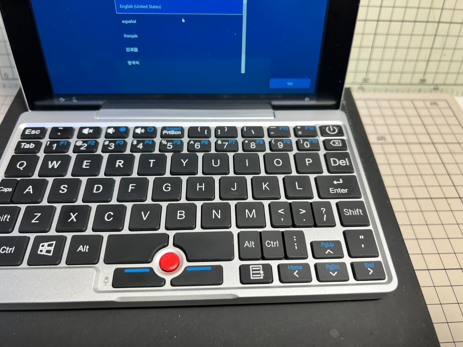 GPD POCKET X7-Z8750 model UMPC portable personal computer SILVER Excellent +