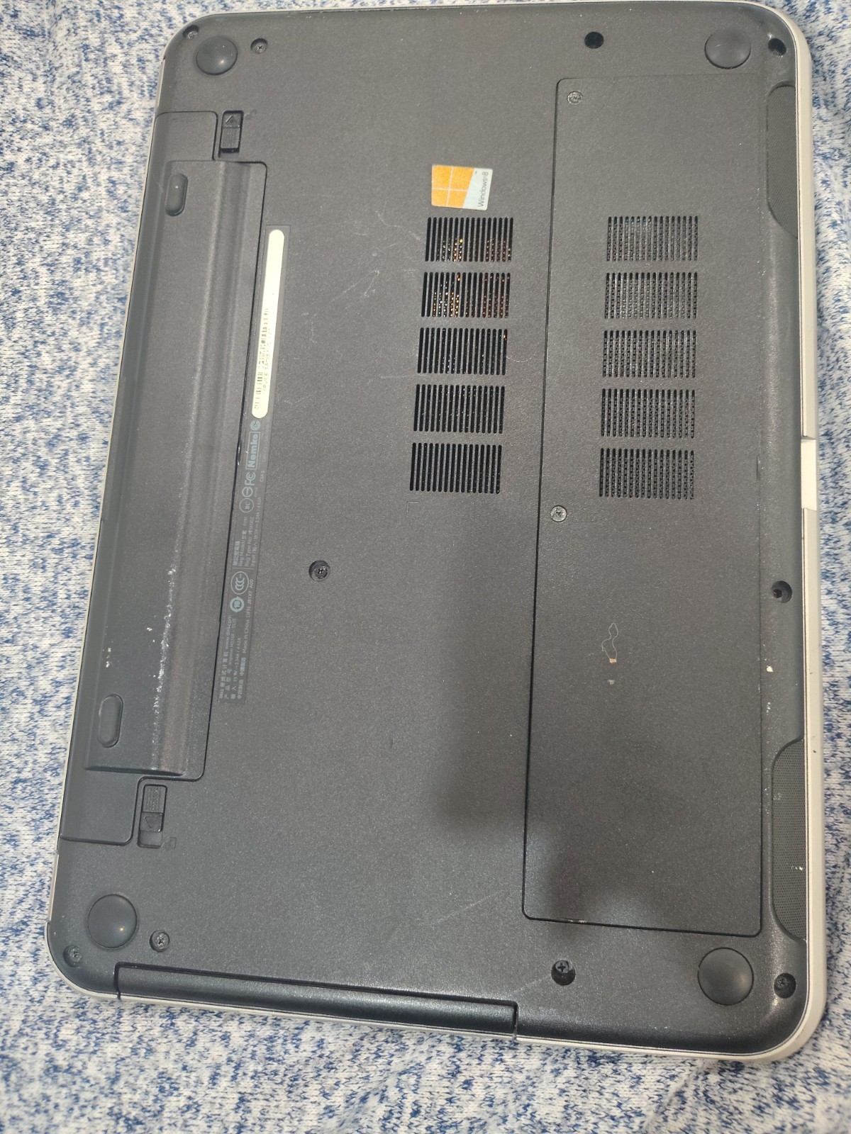 DELL Inspiron M531R-5535 laptop with power supply