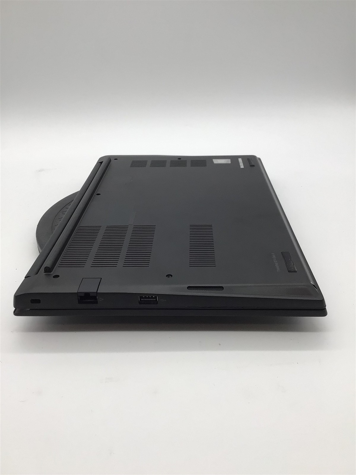 Lenovo Thinkpad E14 AMD Ryzen 5 5500U/16GB/No HD