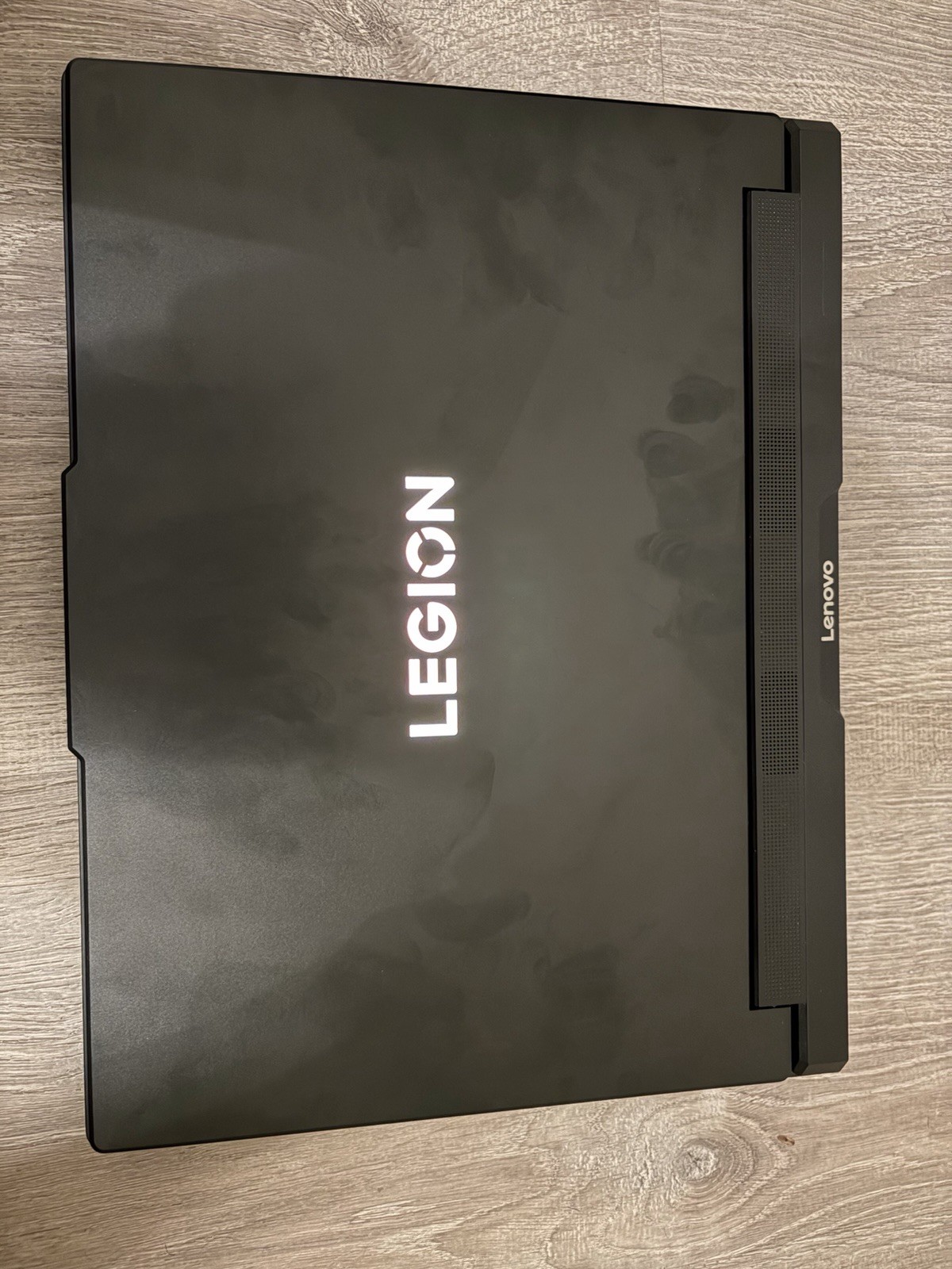 Lenovo Legion Pro 7 16IAX10H 16in Ultra 9 275HX 32GB 2TB RTX 5080