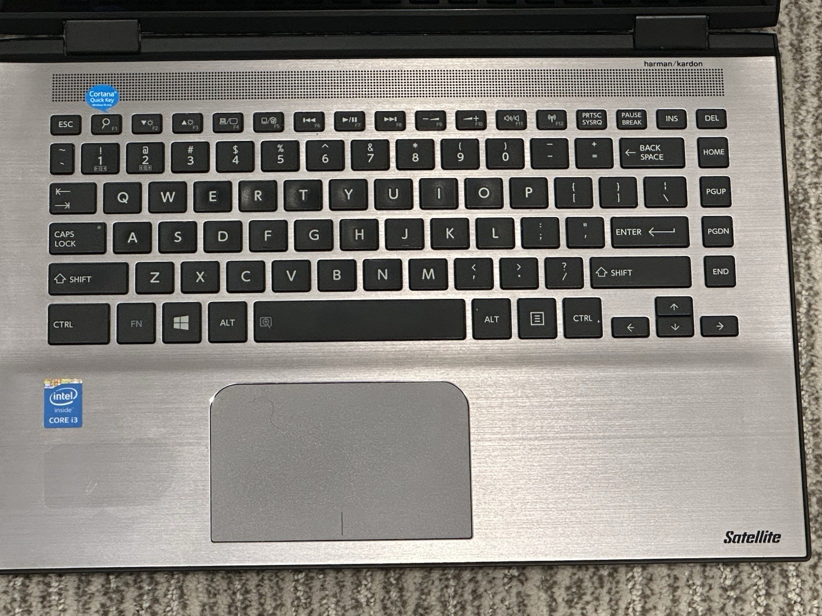 Toshiba Satellite E45W-C4200X 14in. (256GB, Intel Core i3 5th Gen., 2.1GHz, 6GB)