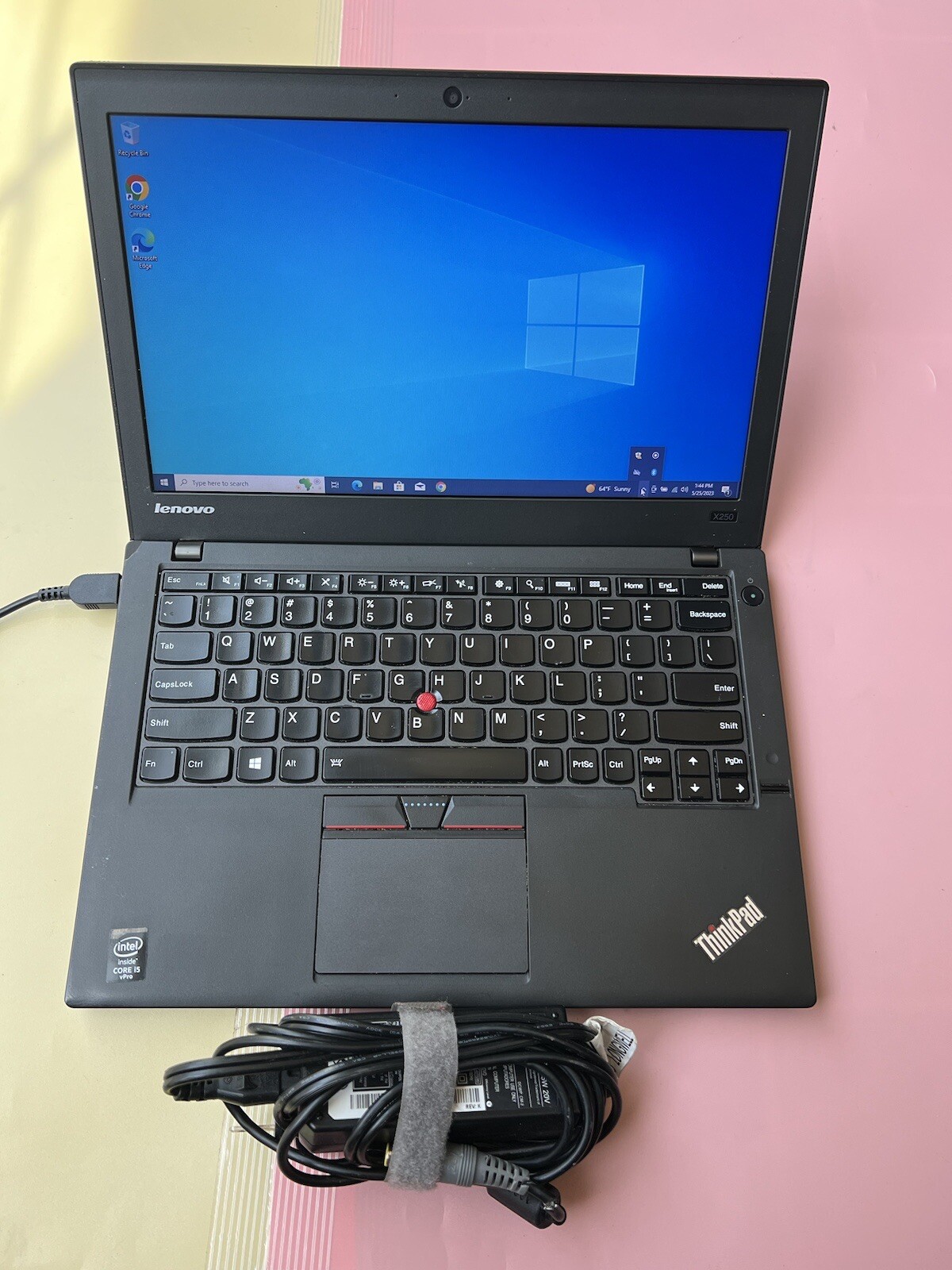 Lenovo Thinkpad X250 Core i5-5300U 8GB 500GB HDD WEBCAM BACKLIT BLUETOOTH