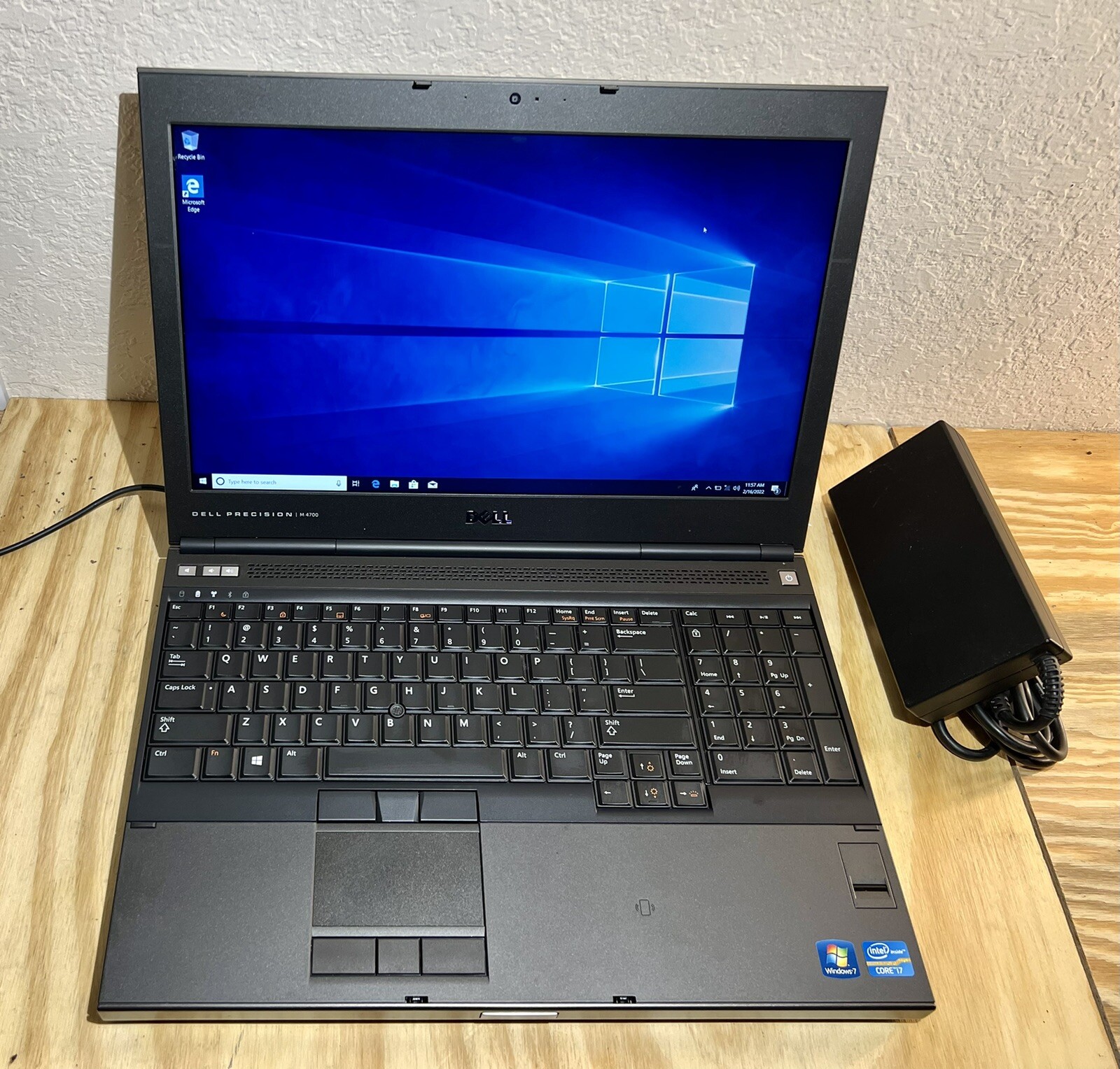 Dell Precision M4700 15.6″ FHD i7-3740QM @2.7GHz 16GB 256GB SSD Radeon 7700M P9