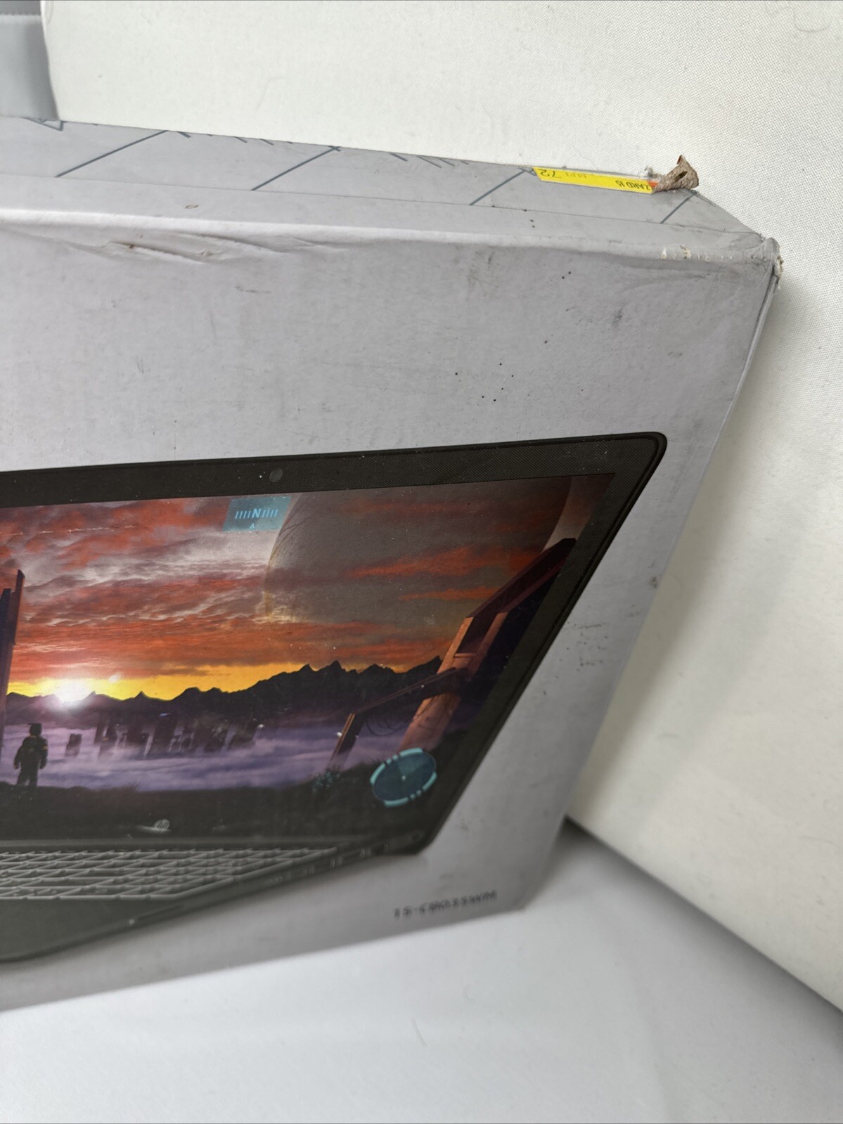 HP Pavilion Onyx Blizzard i5-7300HQ 3.5GHz. 1TB 12GB Radeon RX550 2GB gaming