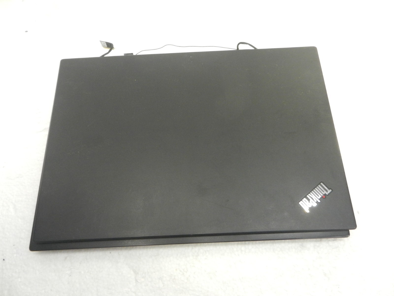 Lenovo ThinkPad T490s 14″ Core i7-8565U @ 1.8GHz / 8GB RAM / NO HDD / NO SCREEN