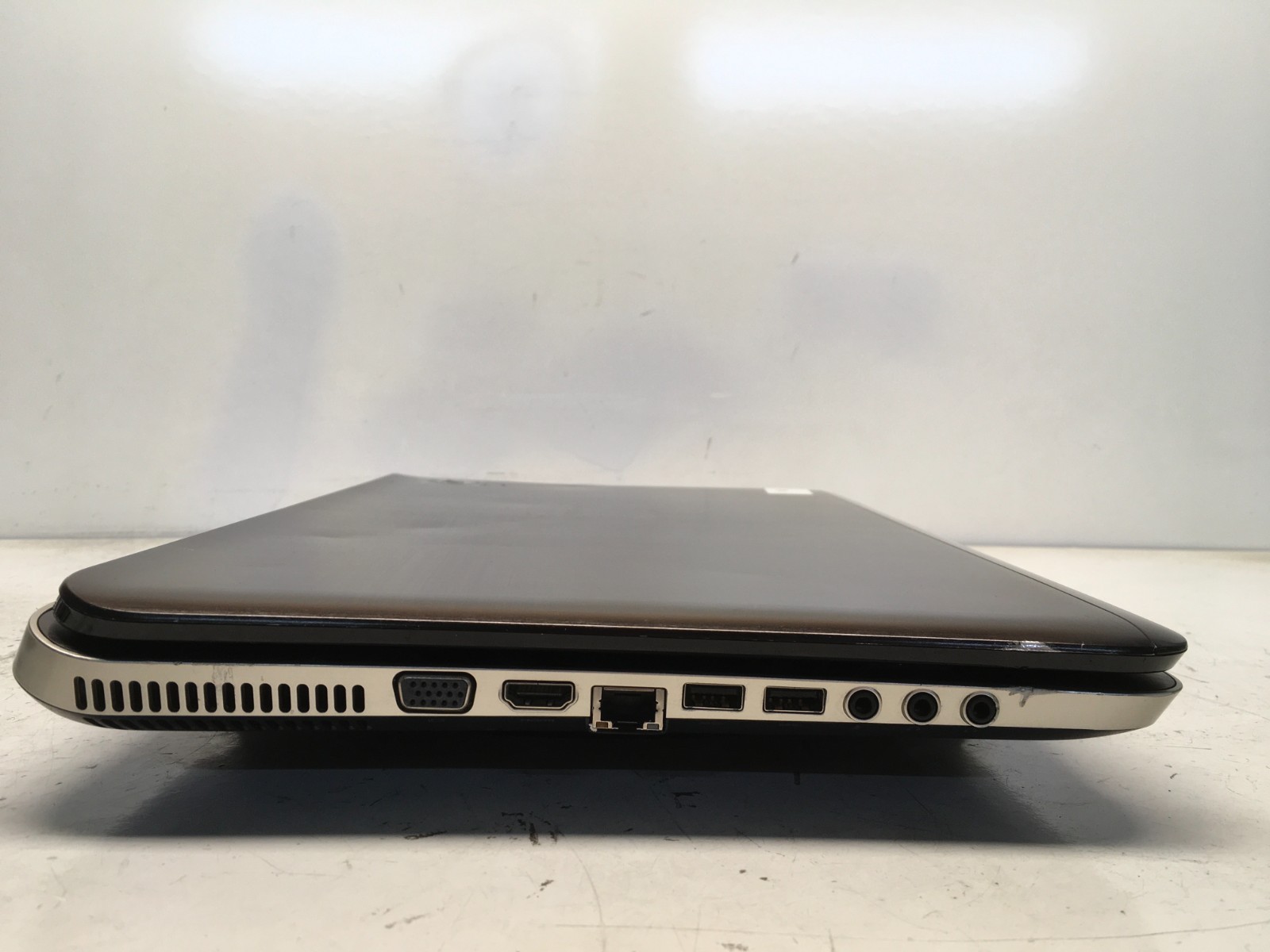 HP Pavilion DV7-6B55DX Intel i5-2430M 2.4GHz 8 GB NO HDD