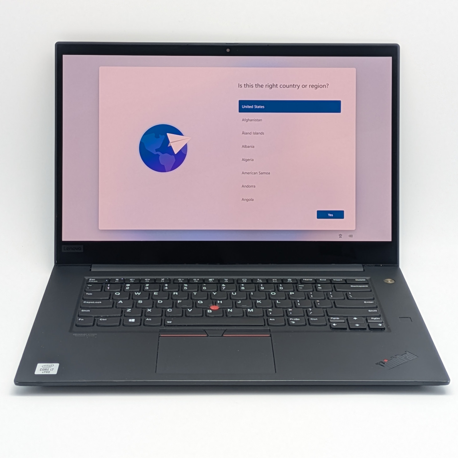 Lenovo ThinkPad P1 G3 15.6″ i7-10850H 32GB DDR4 256GB SSD Quadro T1000 W11H