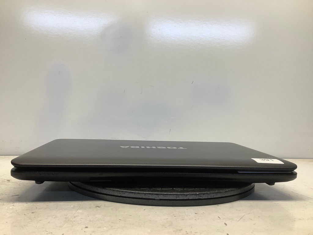 Toshiba Satellite C655-S5084 AMD Athlon II P340 Dual-Core 2.2GHz 4 GB NO HDD