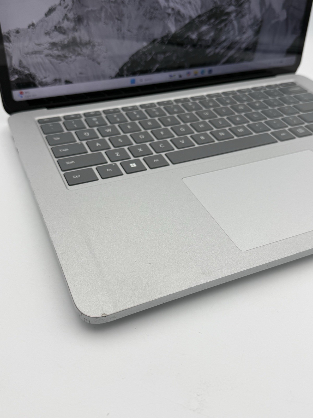 Microsoft Surface Laptop Studio 14.4” – i5 11th Gen | 16GB RAM | 256GB SSD – 22C