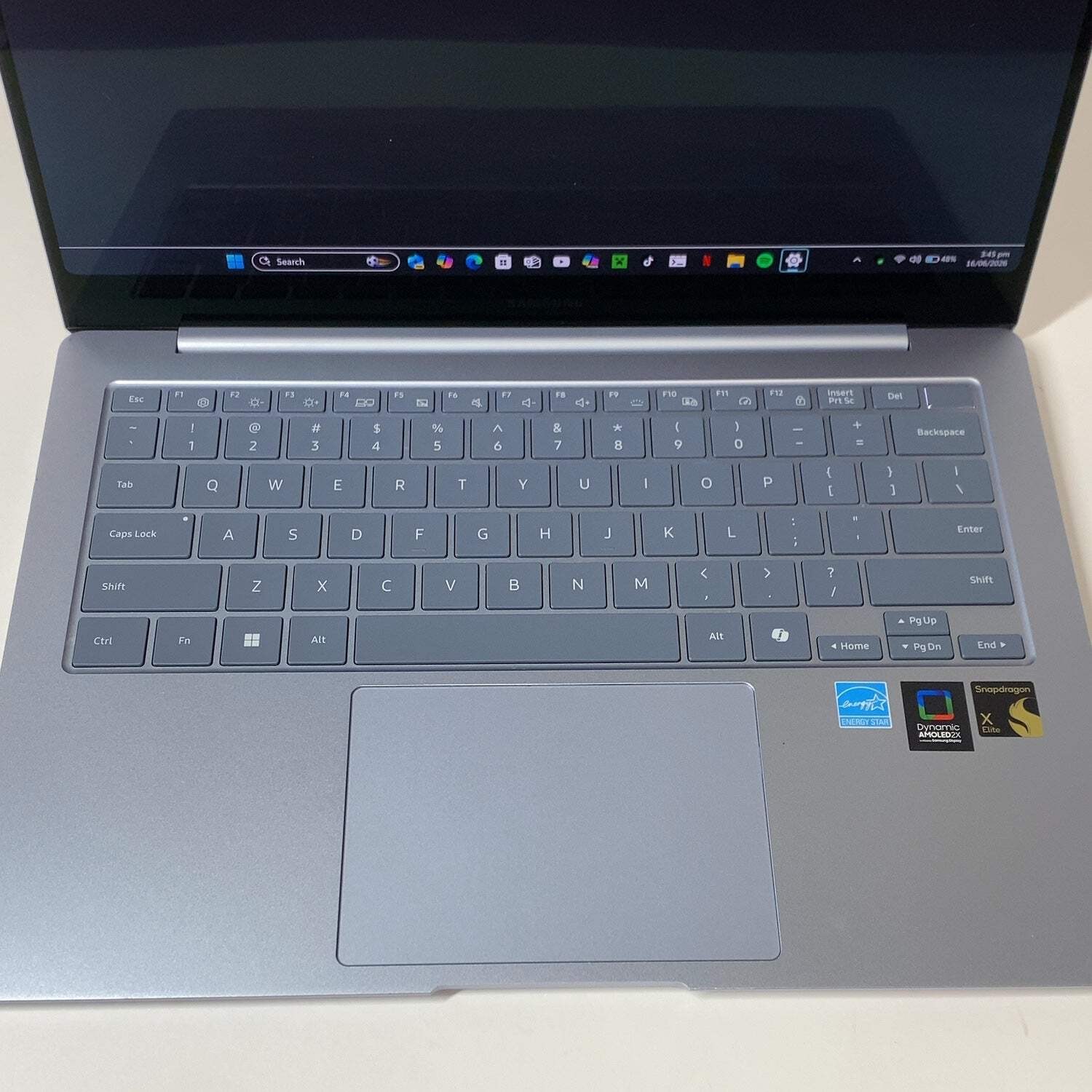 Samsung Galaxy Book4 Edge NP940XMA 14″ Snapdragon X Elite 16GB RAM 512GB SSD