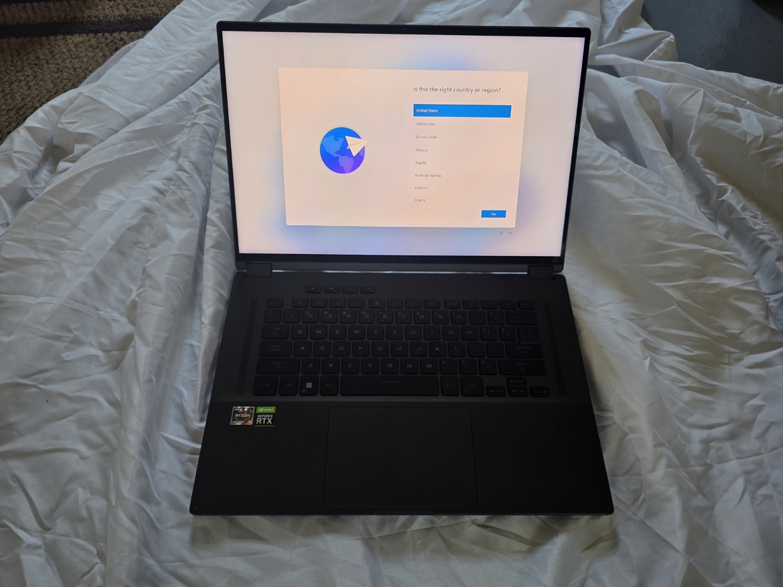 ASUS ROG Flow X16 (2022) GV601RW | Ryzen 9 6900HS | RTX 3070 Ti | 32GB RAM | 2TB