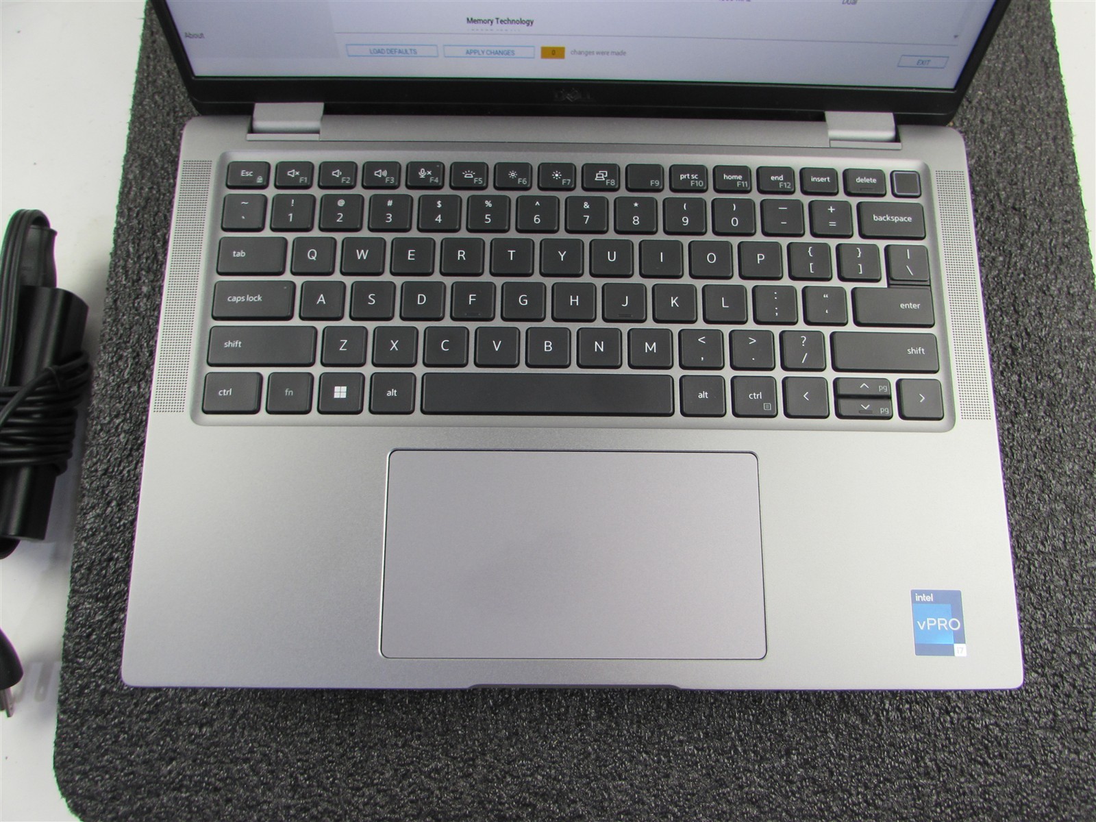 DELL LATITUDE 7440 (Laptop/Ultrabook) CORE I7-1365U 256GB SSD 16GB RAM NO O.S