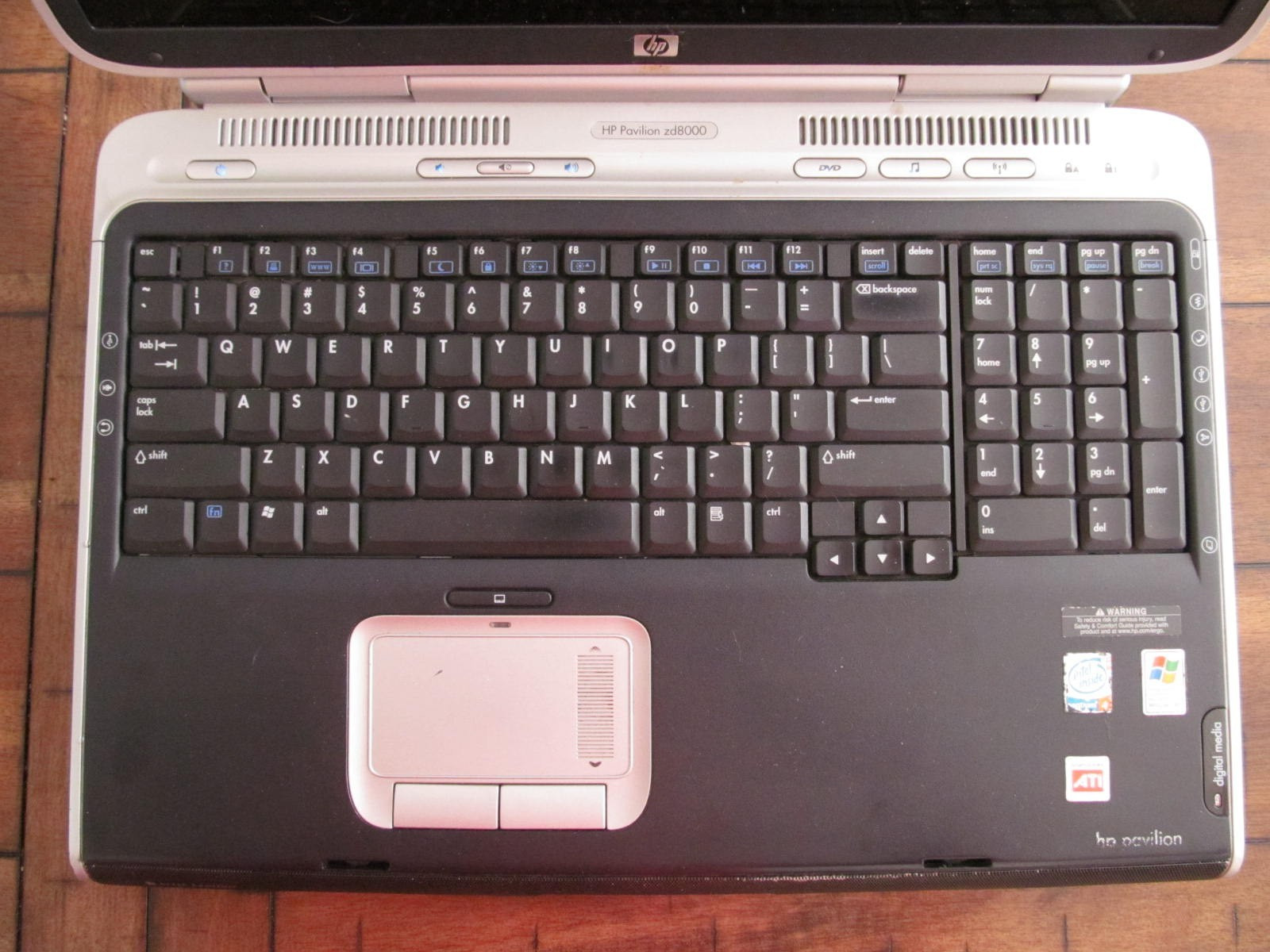 HP Pavilion ZD8000 17″ Vintage Pentium4 3.0ghz Laptop No HDD Parts or Repair