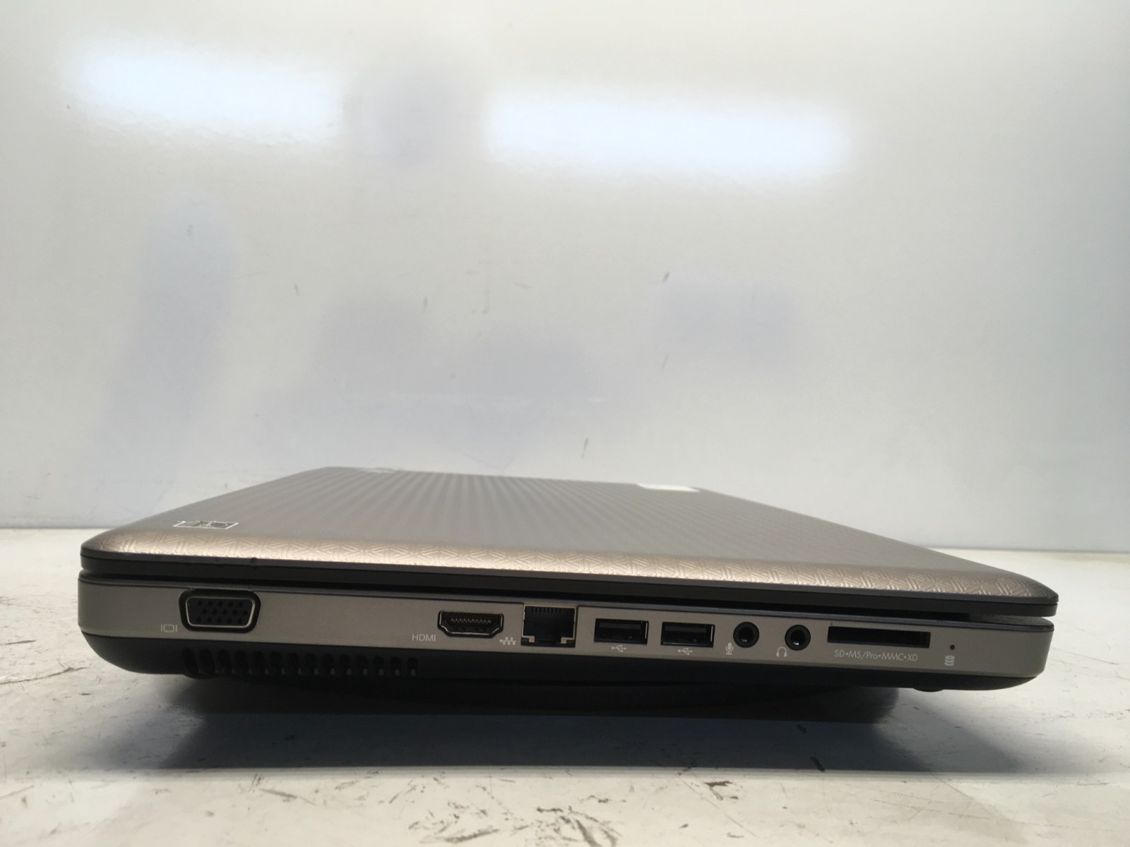 HP G62-234DX Intel i3-M350 2.27GHz 4 GB NO HDD