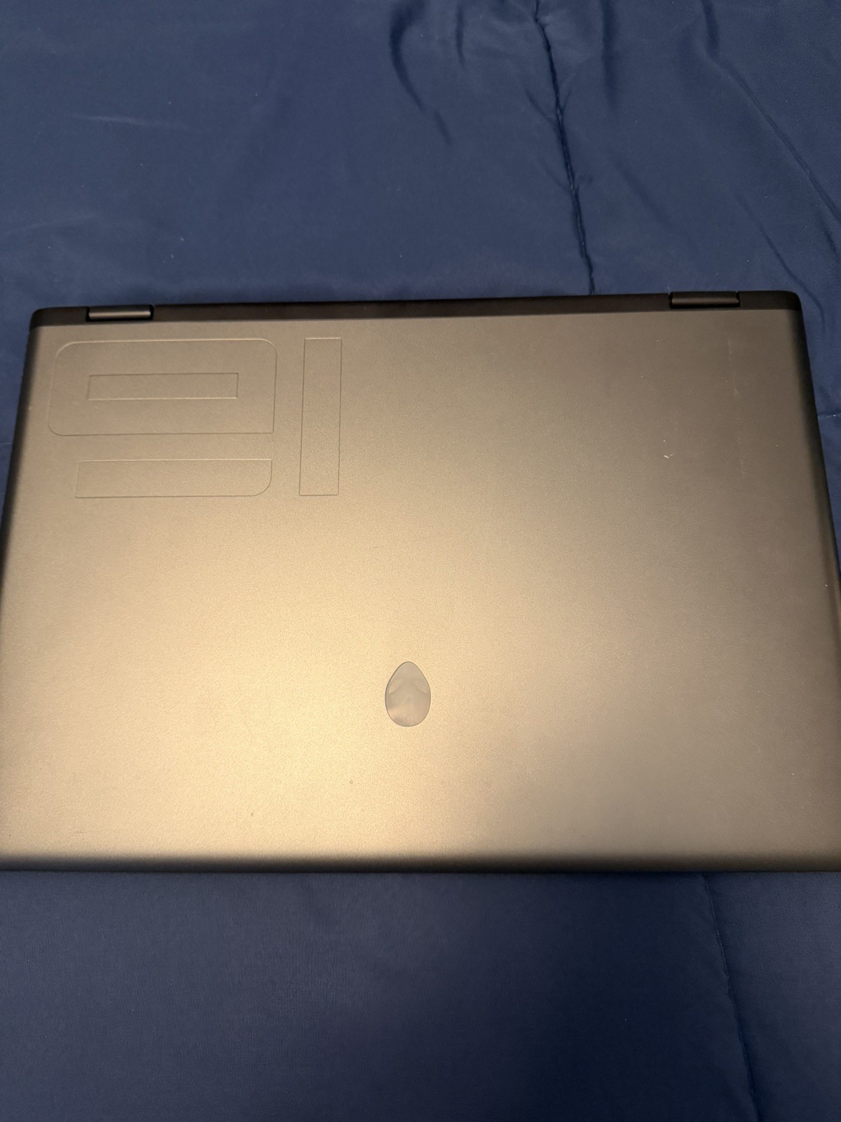 Dell Alienware M16 R2 Ultra 7 155H WQXGA GeForce RTX 4070 16GB 1TB SSD Win-11