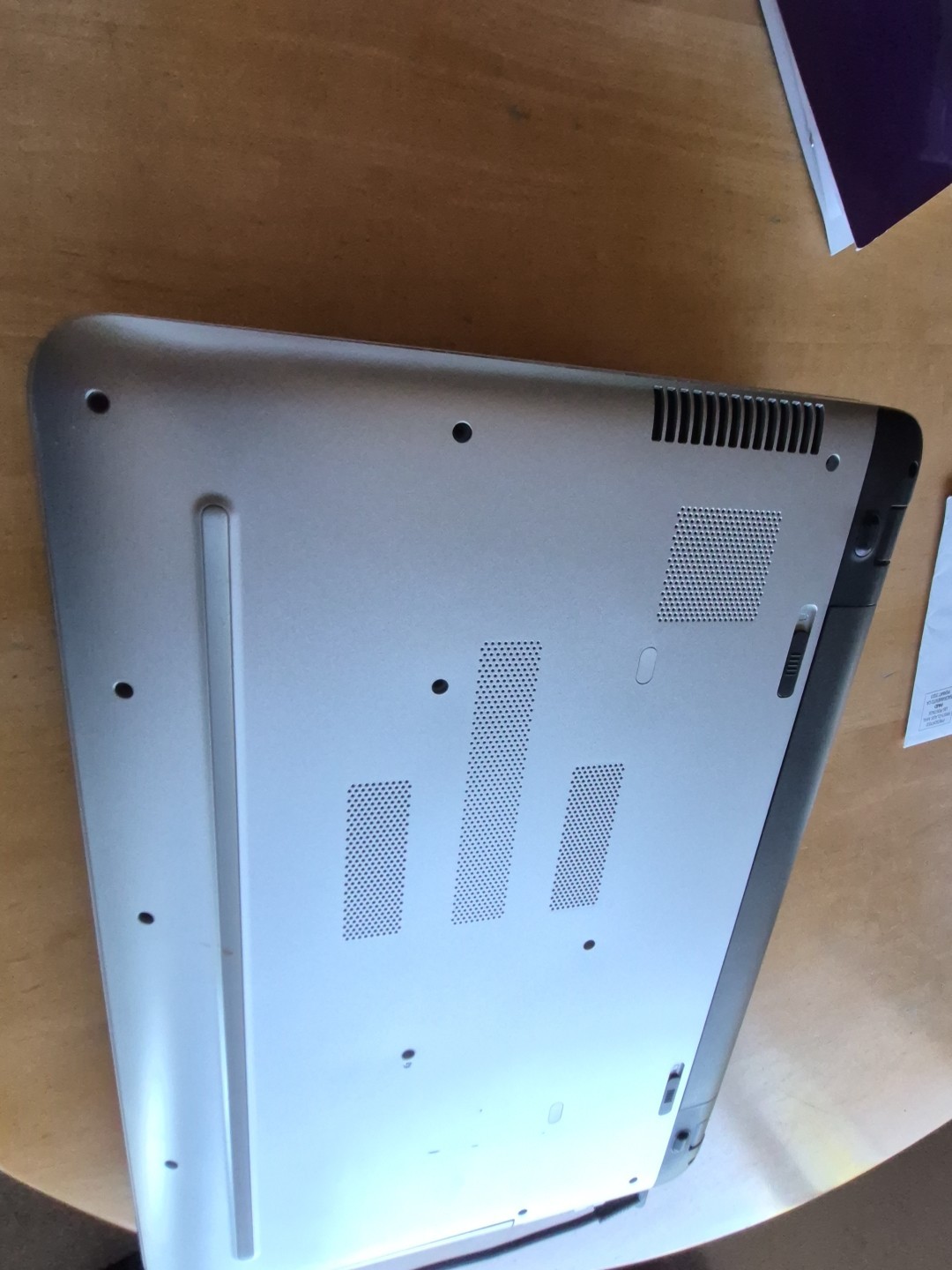 HP Pavilion 17-G121WM AMD A10-8700P 1.80GHz